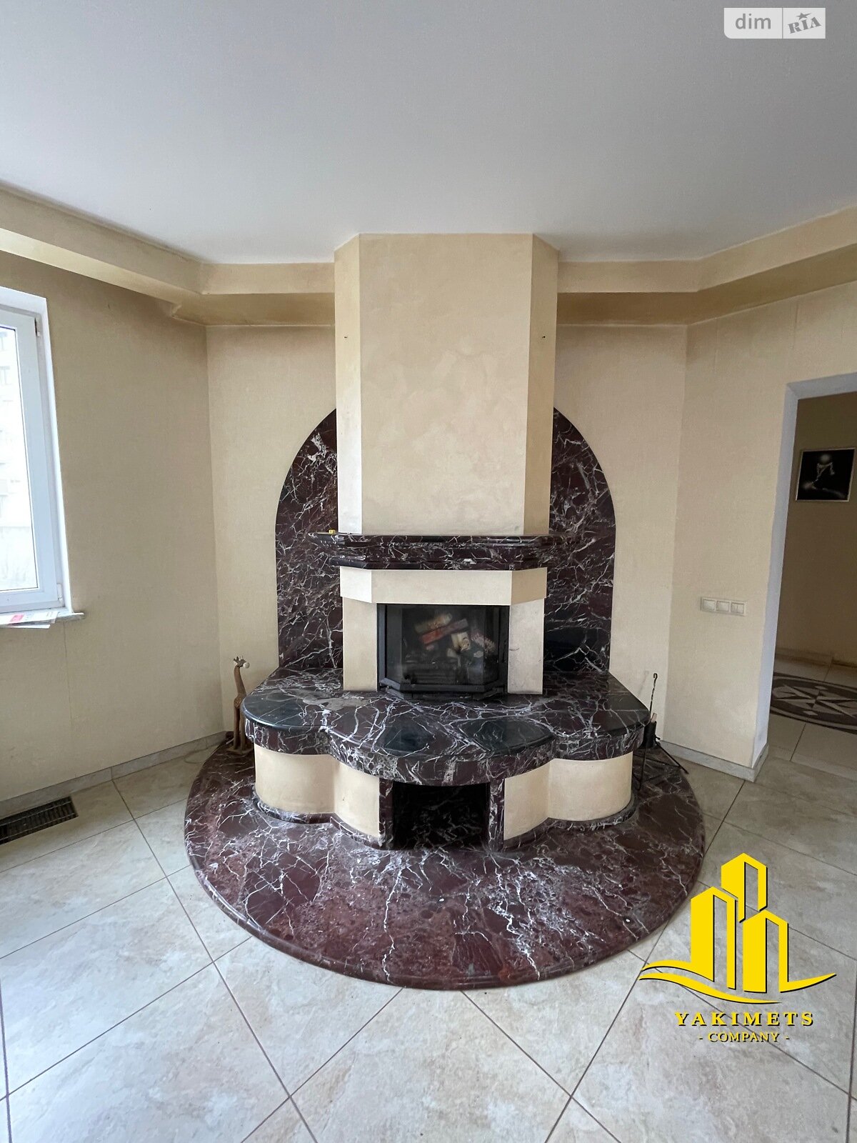 трехэтажный дом с верандой, 424 кв. м, газобетон. Продажа в Буче фото 1