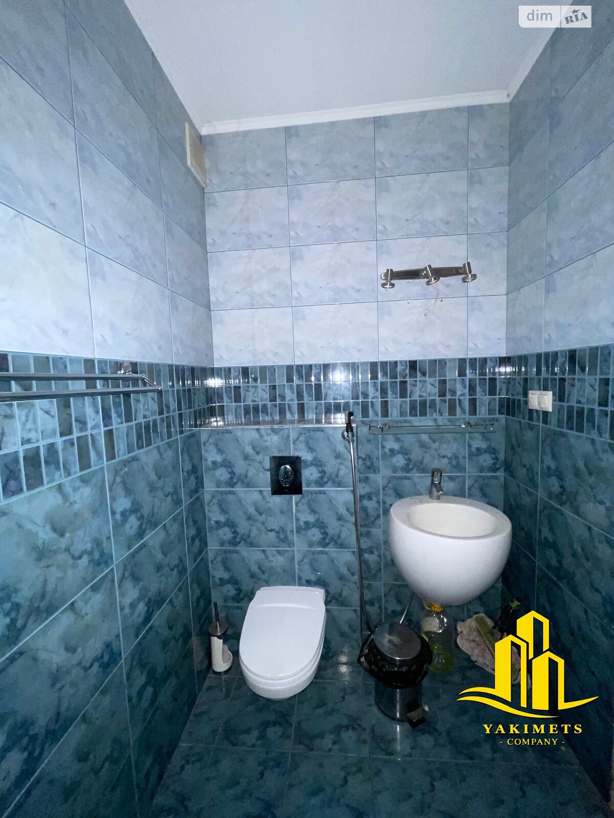 трехэтажный дом с верандой, 424 кв. м, газобетон. Продажа в Буче фото 1