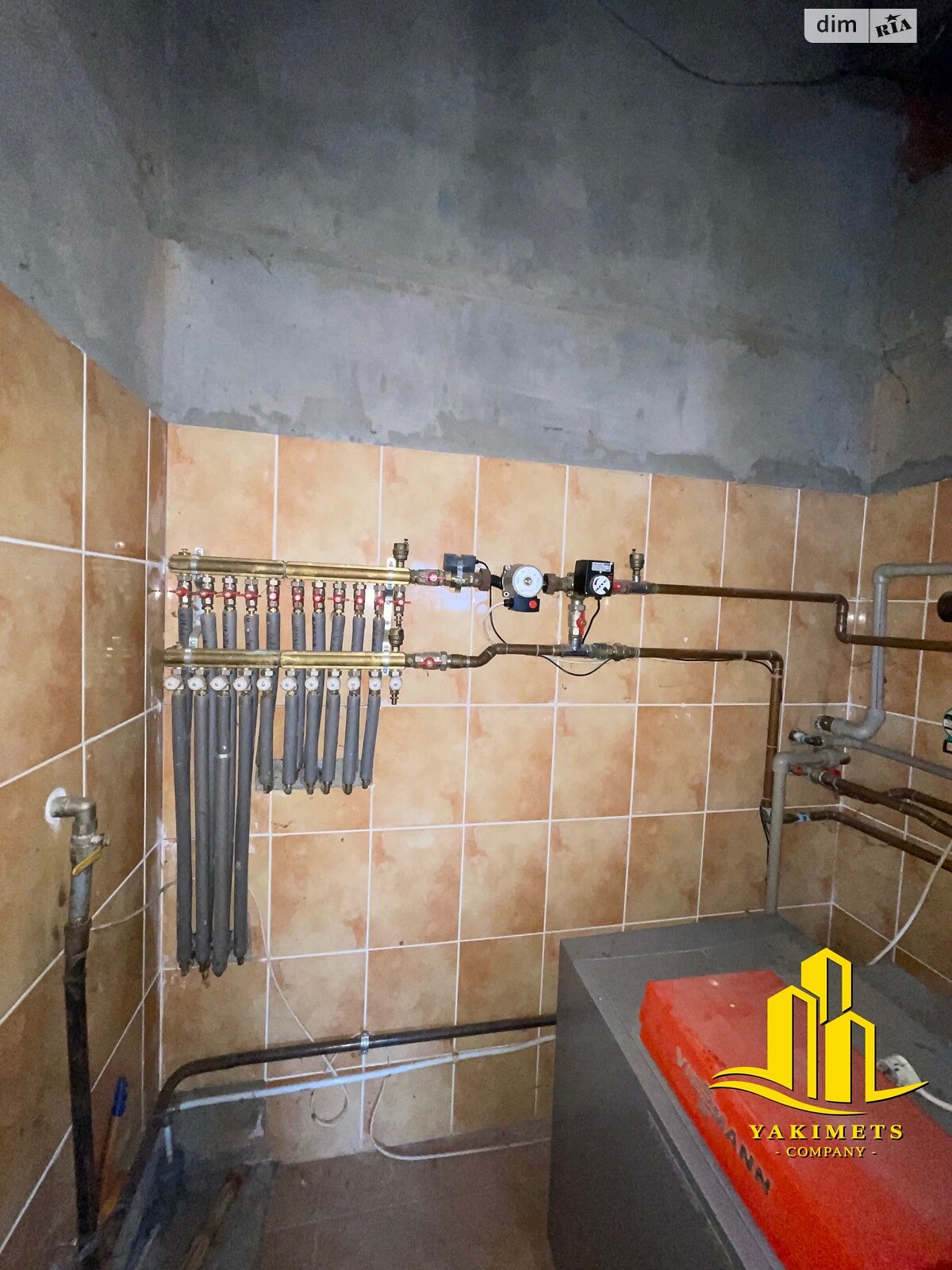 трехэтажный дом с верандой, 424 кв. м, газобетон. Продажа в Буче фото 1