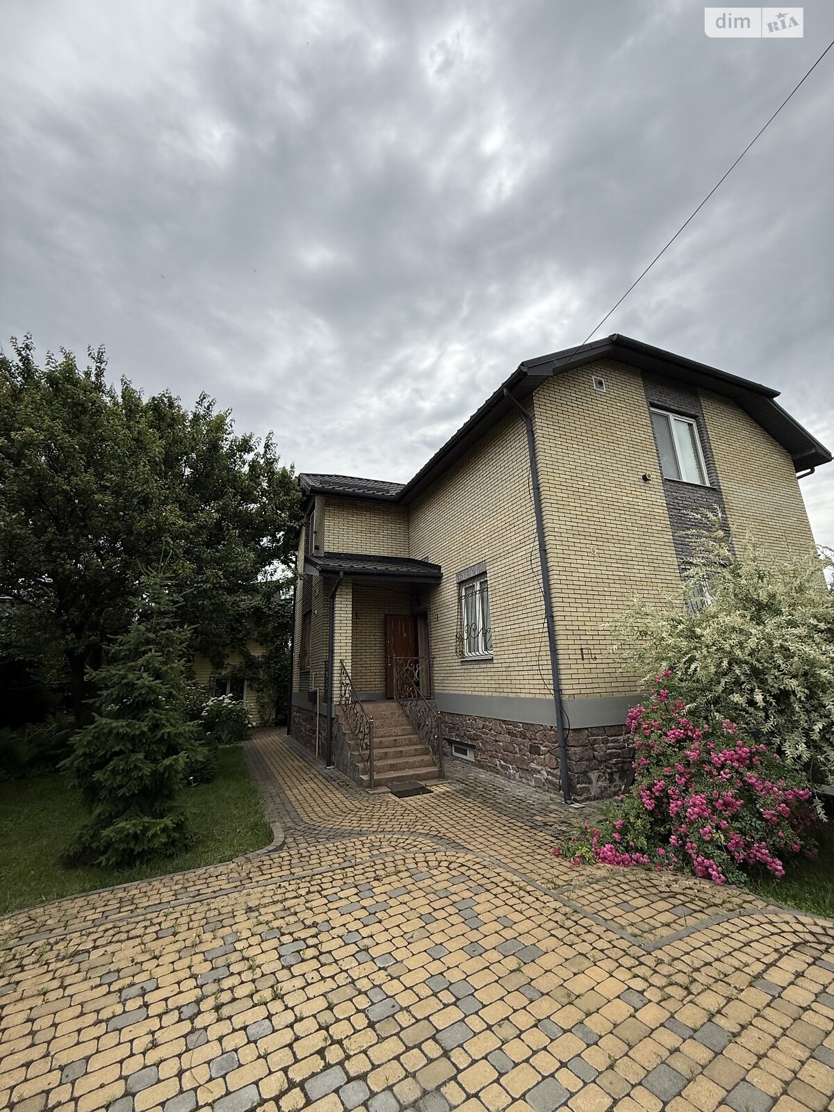 двухэтажный дом с верандой, 249 кв. м, кирпич. Продажа в Буче район Буча фото 1 двухэтажный дом с верандой, 249 кв. м, кирпич. Продажа в Буче район Буча фото 1