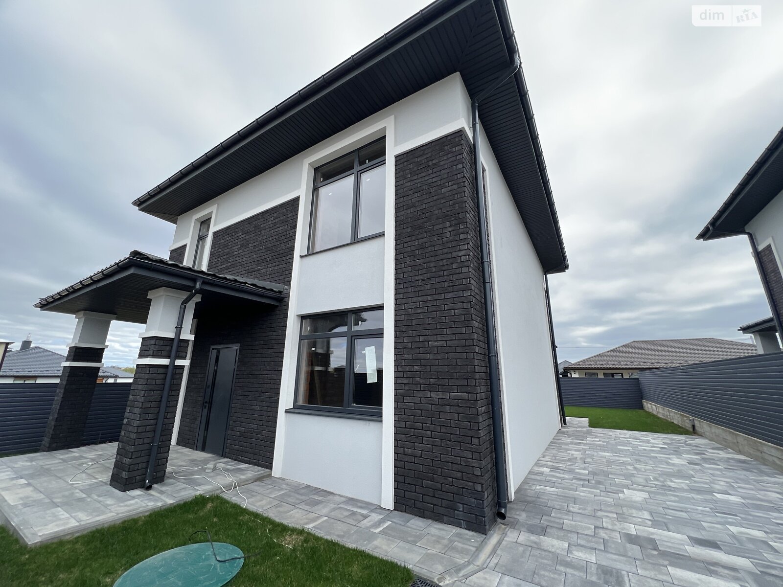 двухэтажный дом, 145 кв. м, кирпич. Продажа в Буче фото 1 двухэтажный дом, 145 кв. м, кирпич. Продажа в Буче фото 1