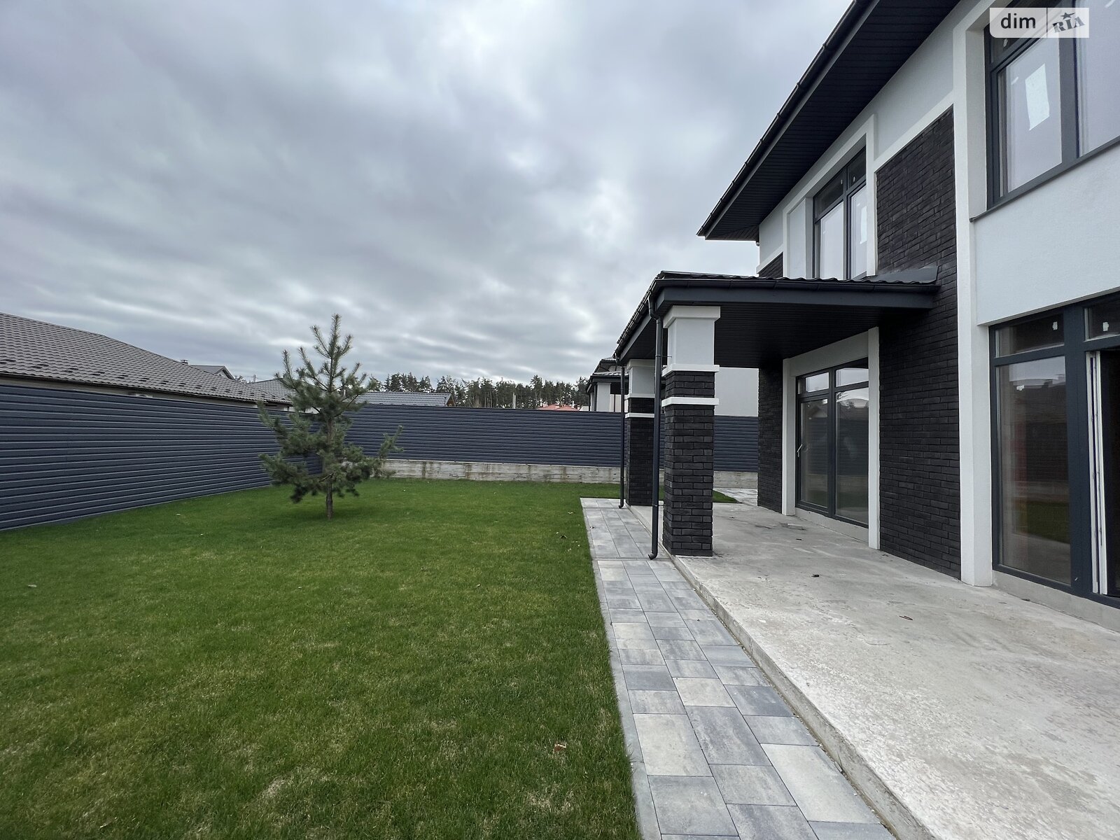 двухэтажный дом, 145 кв. м, кирпич. Продажа в Буче фото 1 двухэтажный дом, 145 кв. м, кирпич. Продажа в Буче фото 1