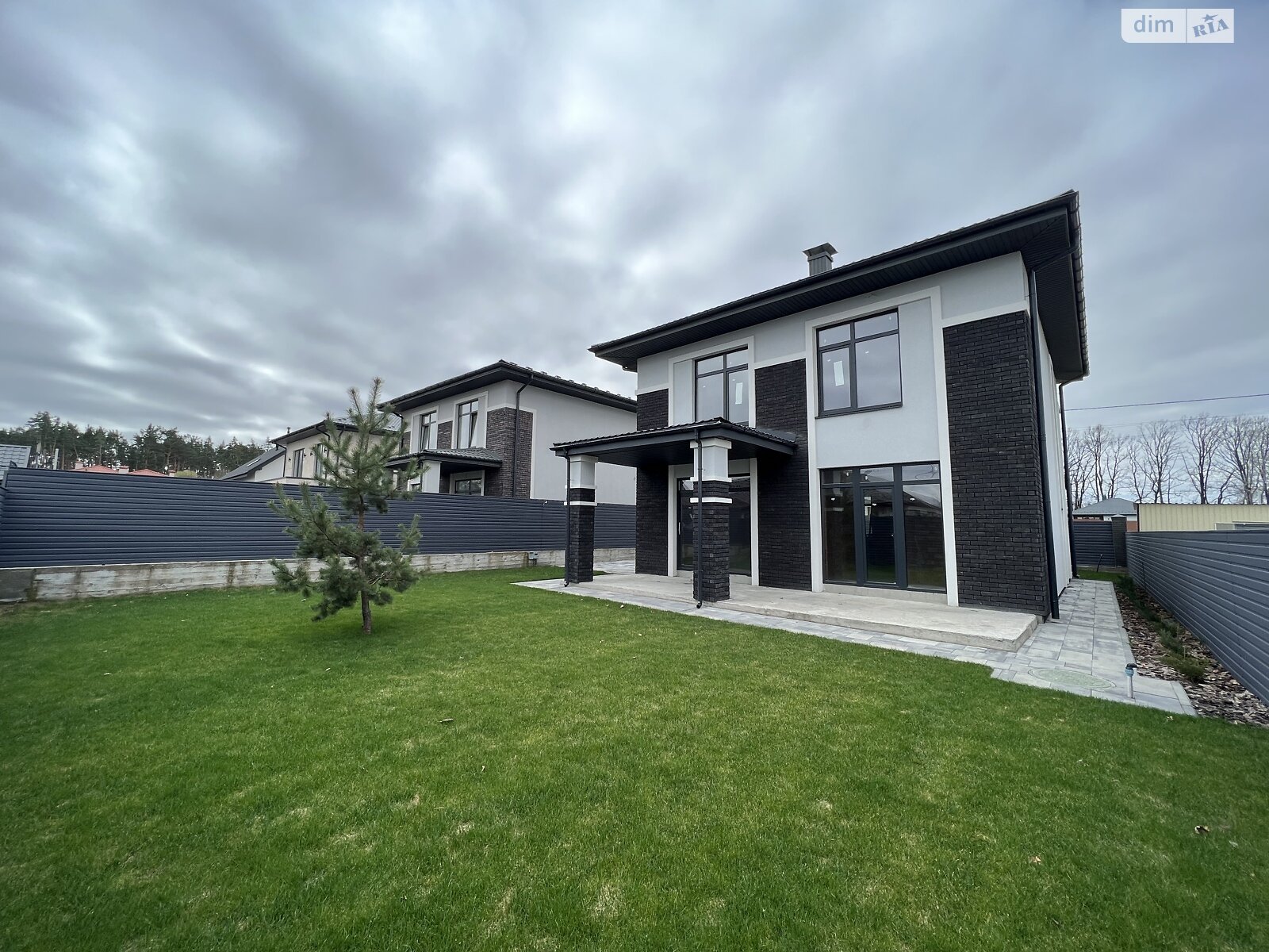 двухэтажный дом, 145 кв. м, кирпич. Продажа в Буче фото 1 двухэтажный дом, 145 кв. м, кирпич. Продажа в Буче фото 1