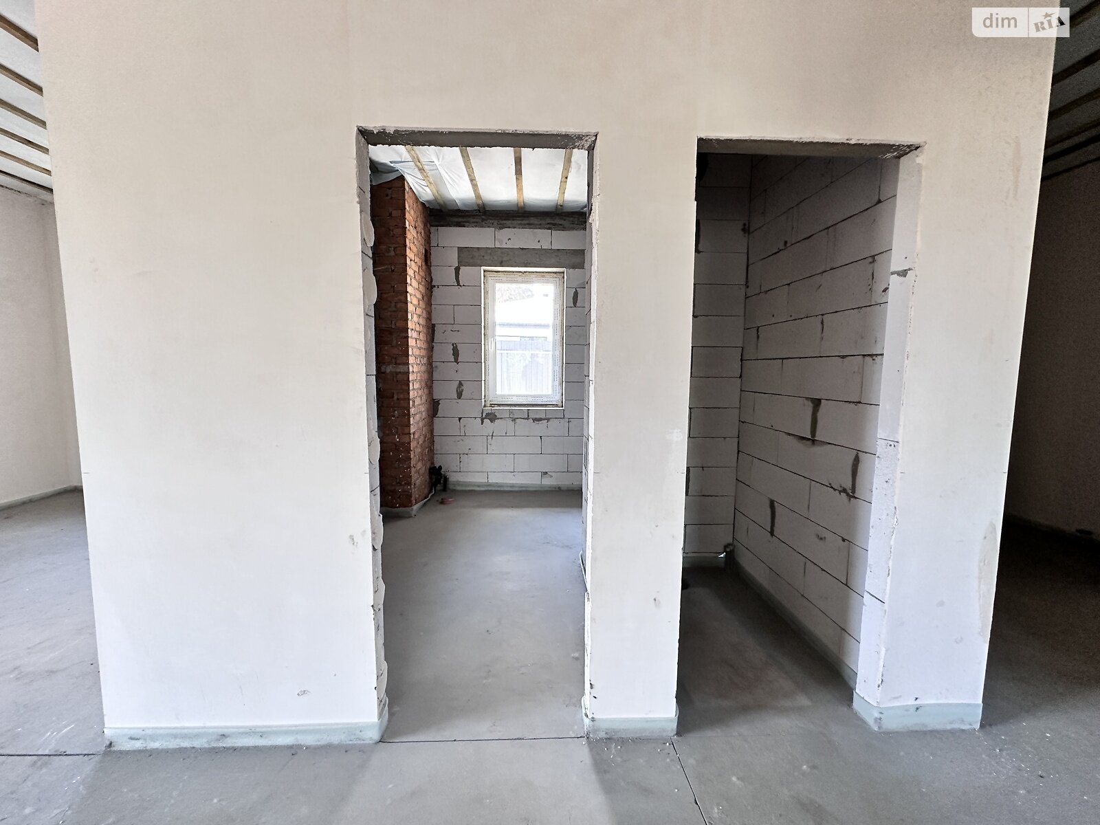 одноэтажный дом с гаражом, 120 кв. м, пенобетон. Продажа в Буче фото 1