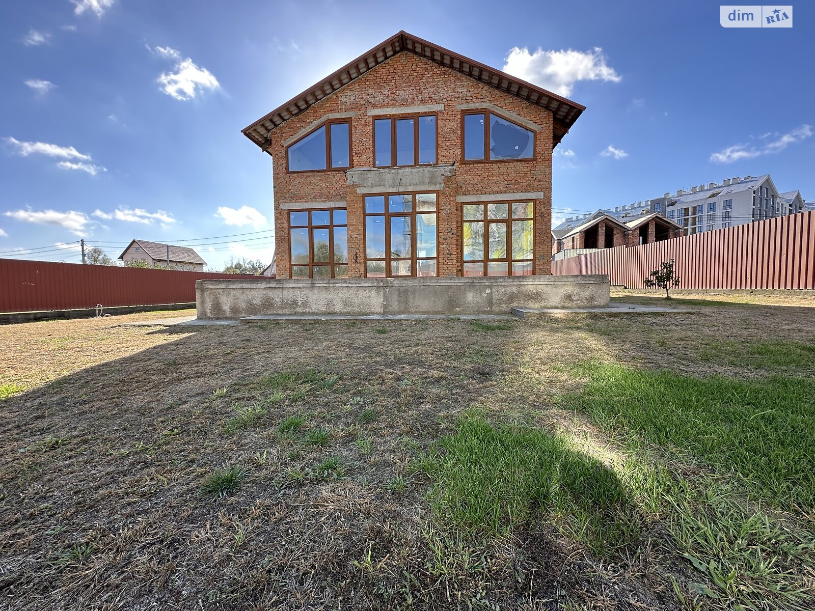 двоповерховий будинок з гаражем, 210 кв. м, цегла. Продаж в Бучі фото 1 двоповерховий будинок з гаражем, 210 кв. м, цегла. Продаж в Бучі фото 1