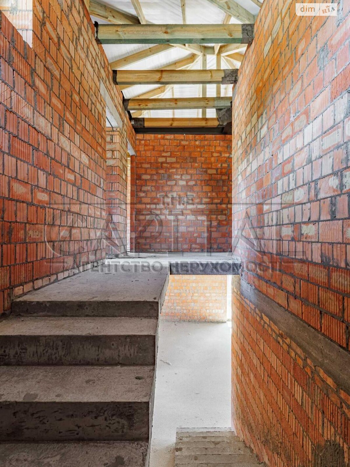 двухэтажный дом с гаражом, 275.47 кв. м, кирпич. Продажа в Буче фото 1