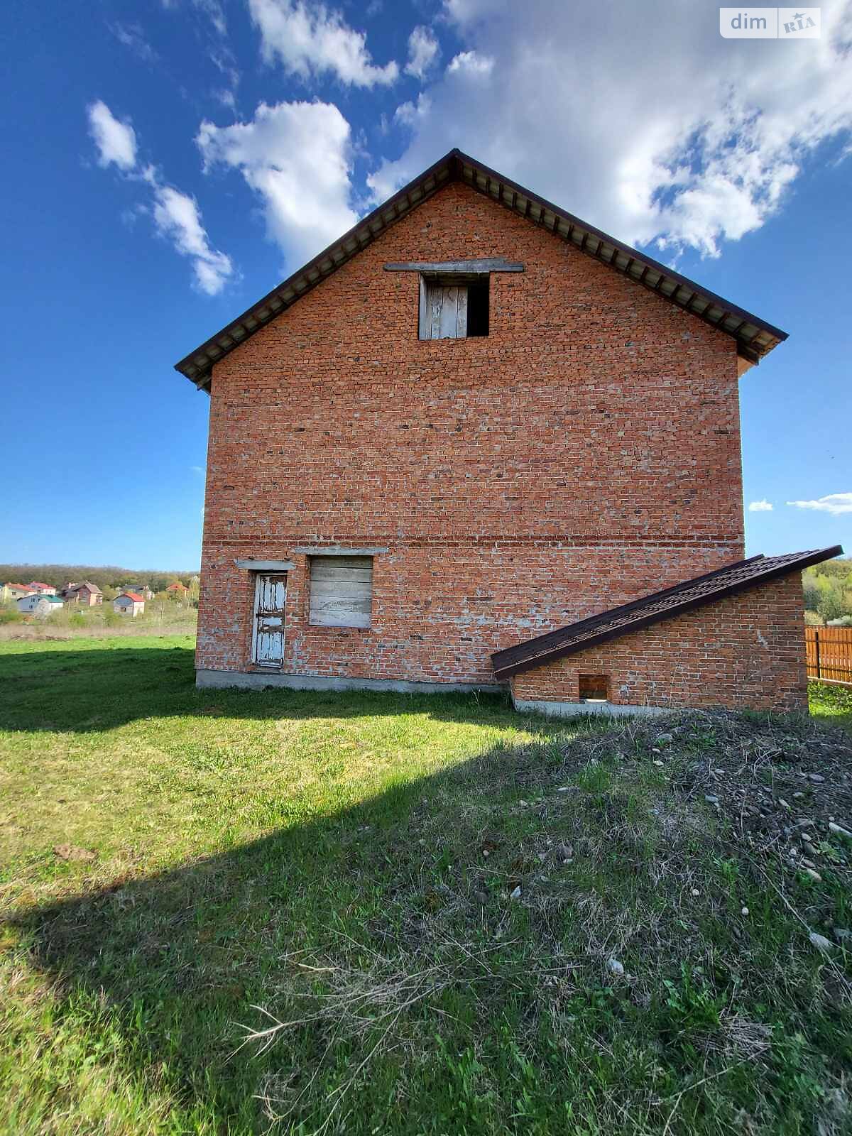двоповерховий будинок, 277 кв. м, цегла. Продаж у Бучачі фото 1 двоповерховий будинок, 277 кв. м, цегла. Продаж у Бучачі фото 1