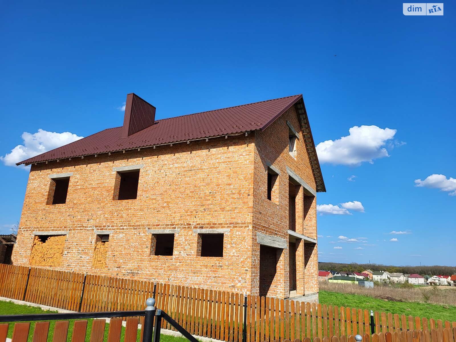 двоповерховий будинок, 277 кв. м, цегла. Продаж у Бучачі фото 1 двоповерховий будинок, 277 кв. м, цегла. Продаж у Бучачі фото 1