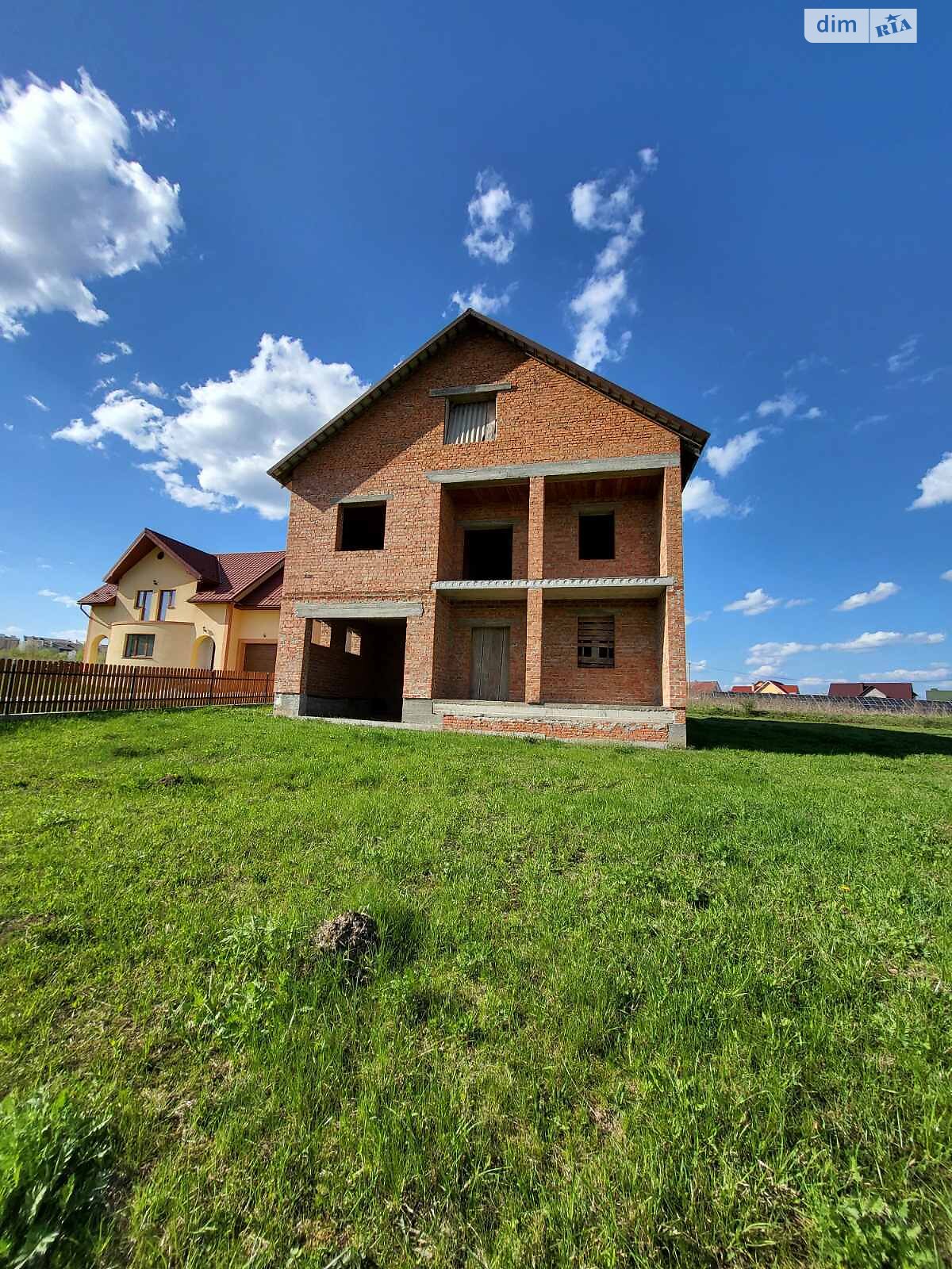 двоповерховий будинок, 277 кв. м, цегла. Продаж у Бучачі фото 1 двоповерховий будинок, 277 кв. м, цегла. Продаж у Бучачі фото 1
