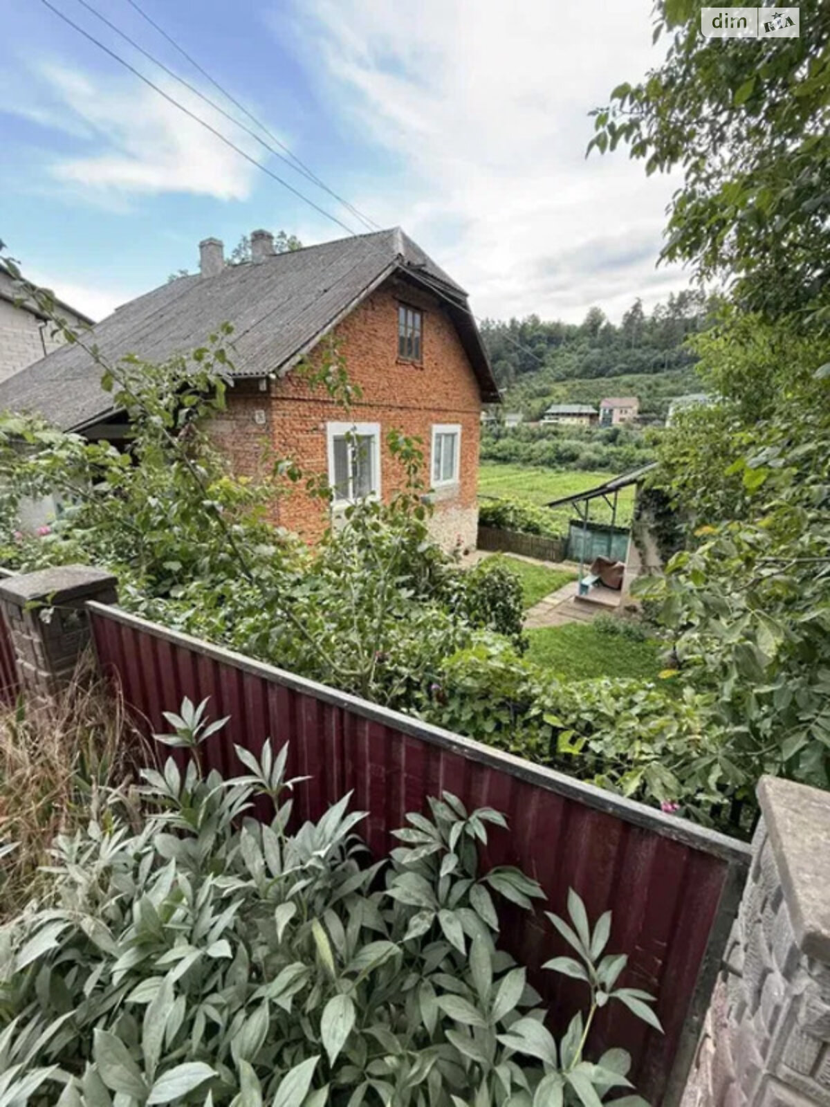 двоповерховий будинок з опаленням, 200 кв. м, цегла. Продаж у Бучачі фото 1 двоповерховий будинок з опаленням, 200 кв. м, цегла. Продаж у Бучачі фото 1