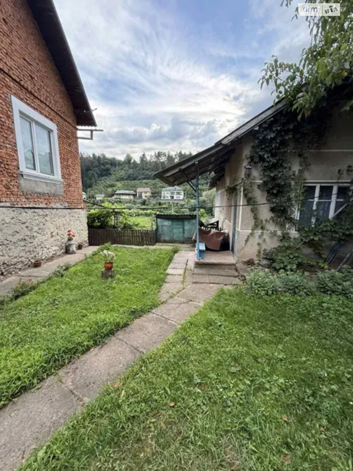 двоповерховий будинок з опаленням, 200 кв. м, цегла. Продаж у Бучачі фото 1 двоповерховий будинок з опаленням, 200 кв. м, цегла. Продаж у Бучачі фото 1