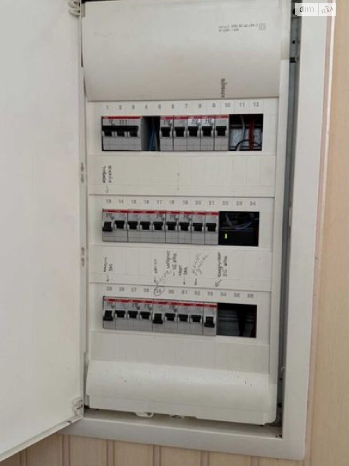 двухэтажный дом с гаражом, 80 кв. м, кирпич. Продажа в Будище фото 1 двухэтажный дом с гаражом, 80 кв. м, кирпич. Продажа в Будище фото 1