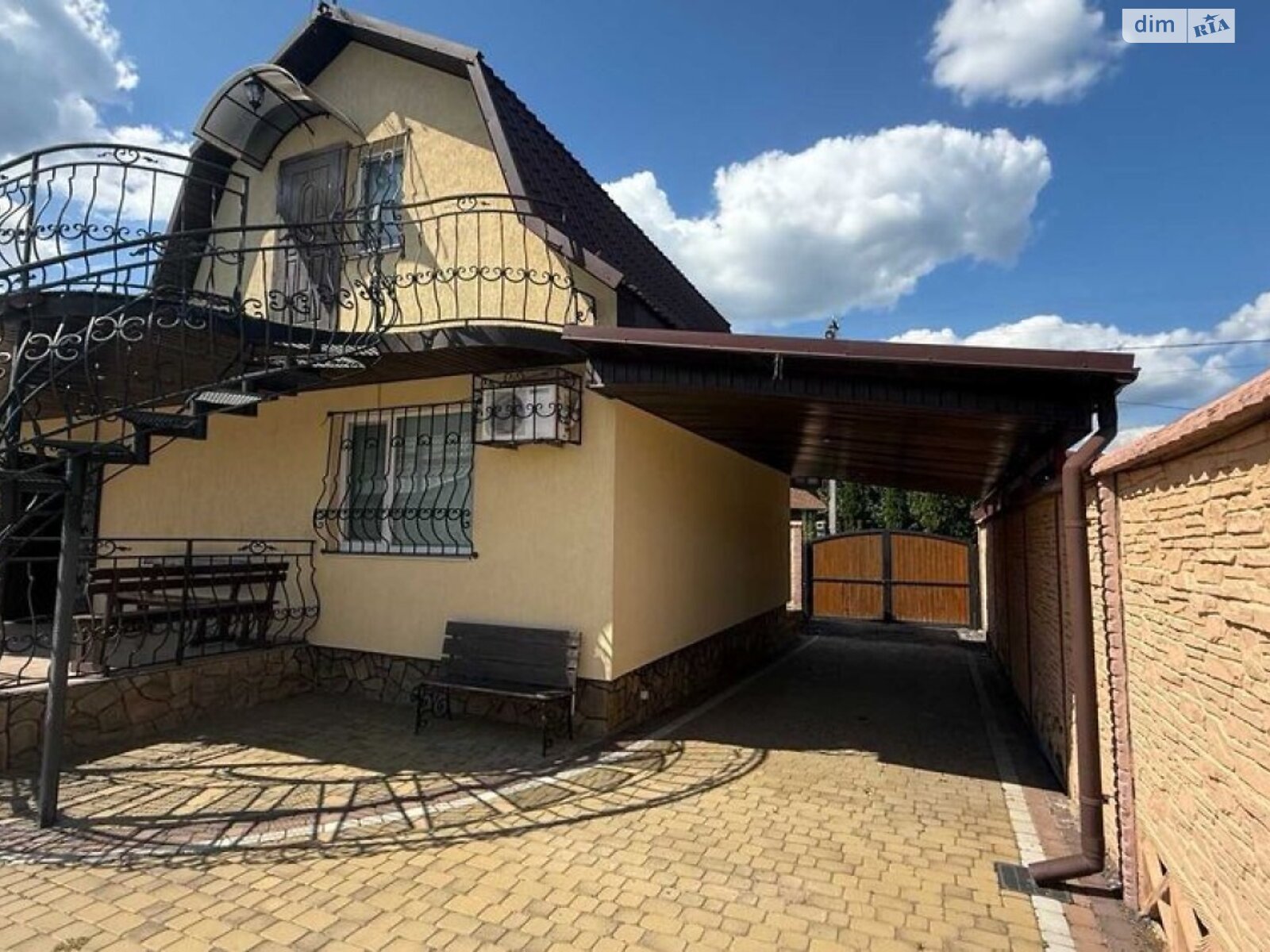 двухэтажный дом с гаражом, 80 кв. м, кирпич. Продажа в Будище фото 1 двухэтажный дом с гаражом, 80 кв. м, кирпич. Продажа в Будище фото 1