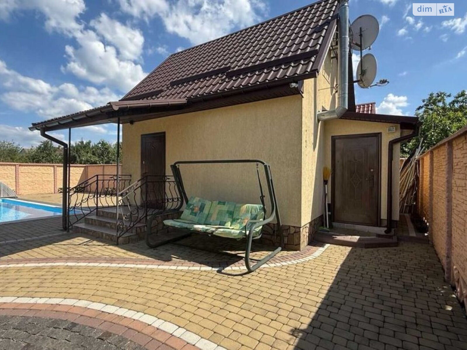 двухэтажный дом с гаражом, 80 кв. м, кирпич. Продажа в Будище фото 1 двухэтажный дом с гаражом, 80 кв. м, кирпич. Продажа в Будище фото 1