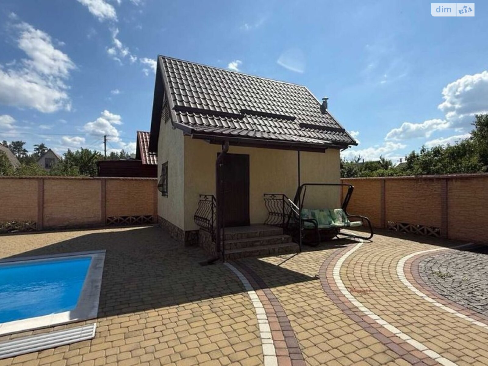 двухэтажный дом с гаражом, 80 кв. м, кирпич. Продажа в Будище фото 1 двухэтажный дом с гаражом, 80 кв. м, кирпич. Продажа в Будище фото 1