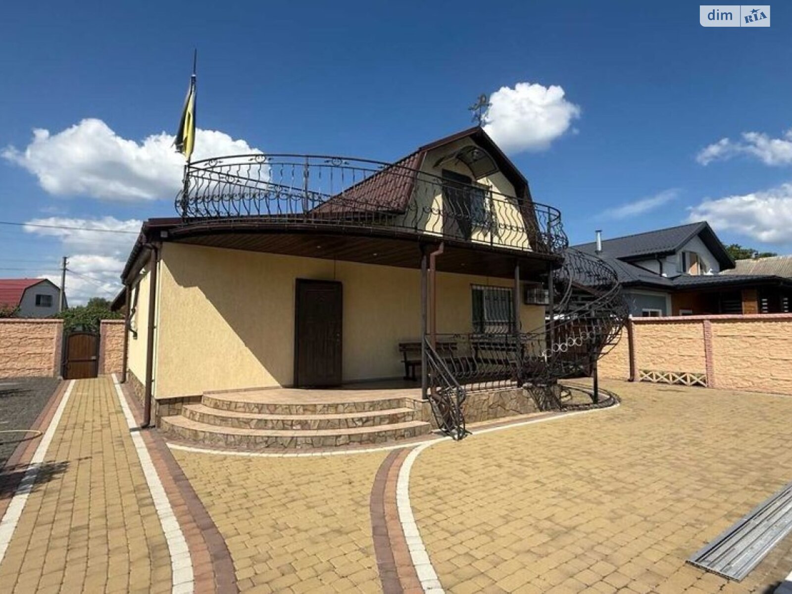 двухэтажный дом с гаражом, 80 кв. м, кирпич. Продажа в Будище фото 1 двухэтажный дом с гаражом, 80 кв. м, кирпич. Продажа в Будище фото 1