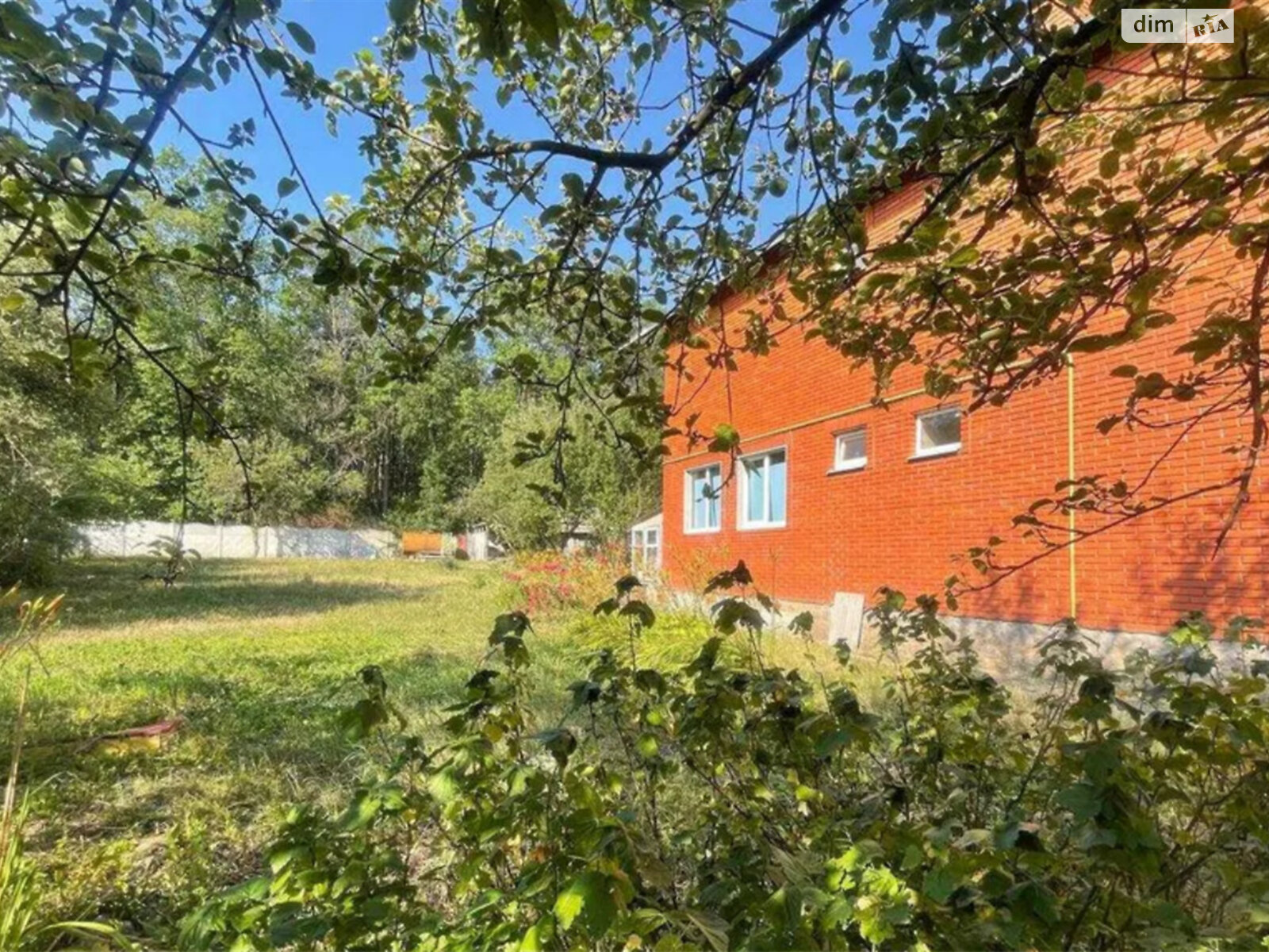 двухэтажный дом с верандой, 240 кв. м, кирпич. Продажа в Будах фото 1 двухэтажный дом с верандой, 240 кв. м, кирпич. Продажа в Будах фото 1