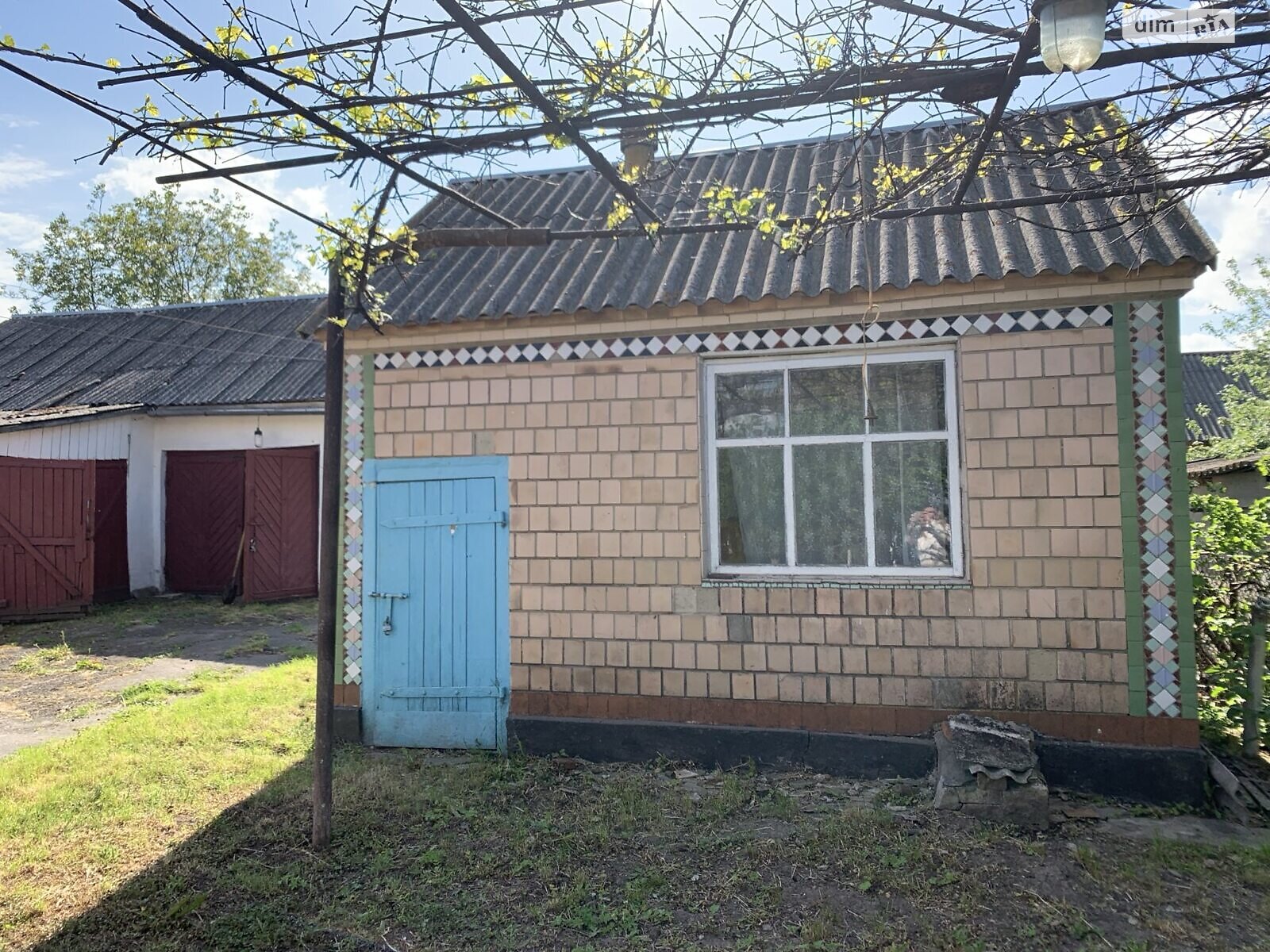 одноповерховий будинок з гаражем, 61 кв. м, кирпич. Продаж у Бугрині фото 1 одноповерховий будинок з гаражем, 61 кв. м, кирпич. Продаж у Бугрині фото 1