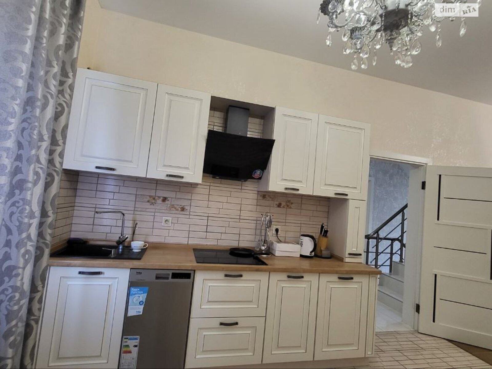 двоповерховий будинок з балконом, 120 кв. м, цегла. Продаж у Бурлачій Балці фото 1 двоповерховий будинок з балконом, 120 кв. м, цегла. Продаж у Бурлачій Балці фото 1