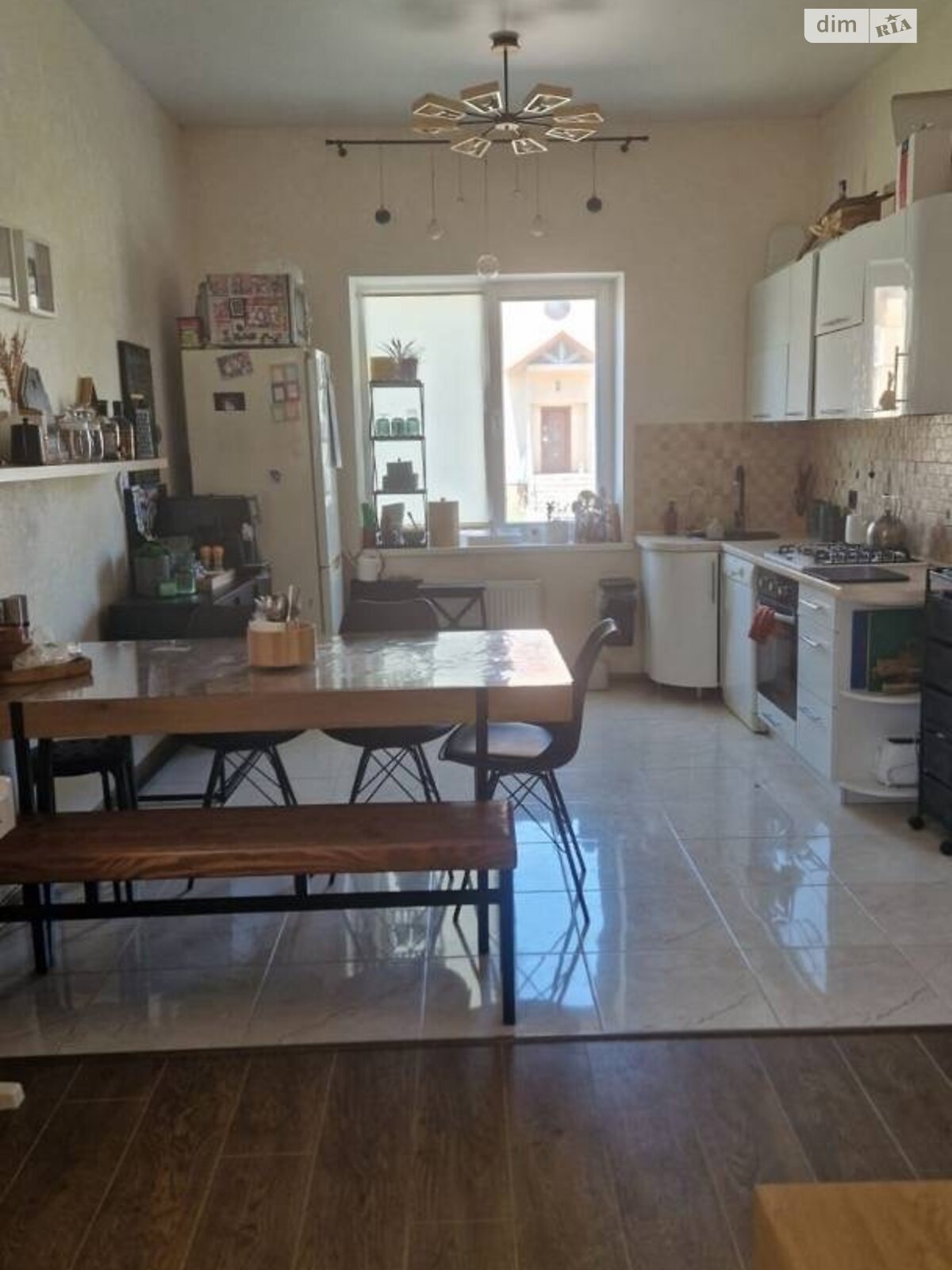 двоповерховий будинок з опаленням, 180 кв. м, кирпич. Продаж у Одесі фото 1 двоповерховий будинок з опаленням, 180 кв. м, кирпич. Продаж у Одесі фото 1