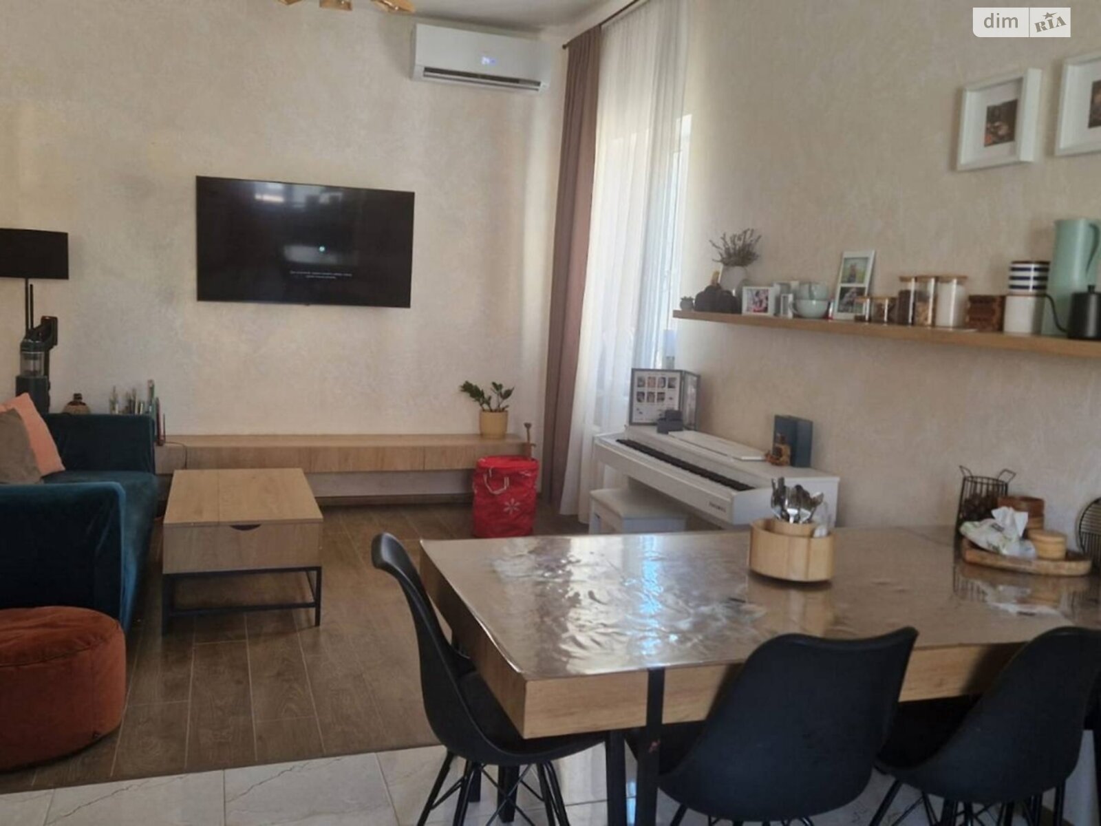 двоповерховий будинок з опаленням, 180 кв. м, кирпич. Продаж у Одесі фото 1 двоповерховий будинок з опаленням, 180 кв. м, кирпич. Продаж у Одесі фото 1