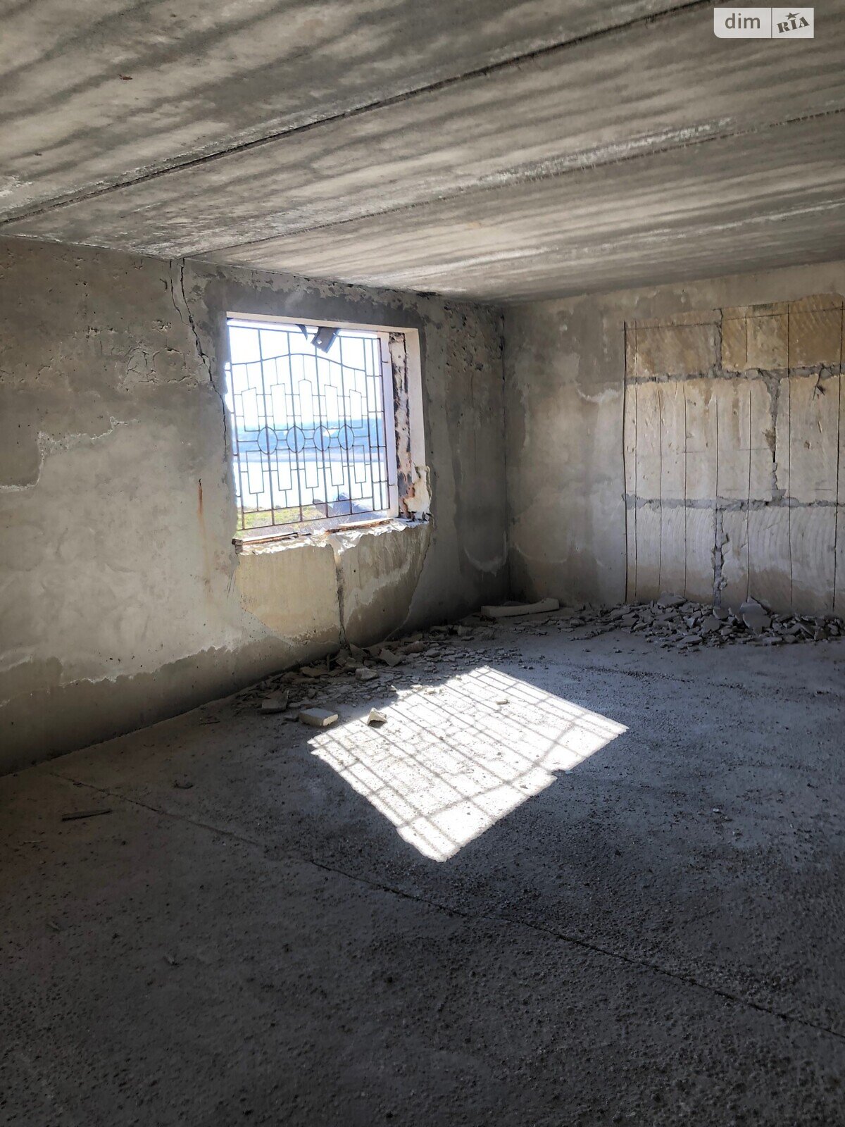 триповерховий будинок з гаражем, 369.4 кв. м, цегла. Продаж у Сухому Лимані фото 1