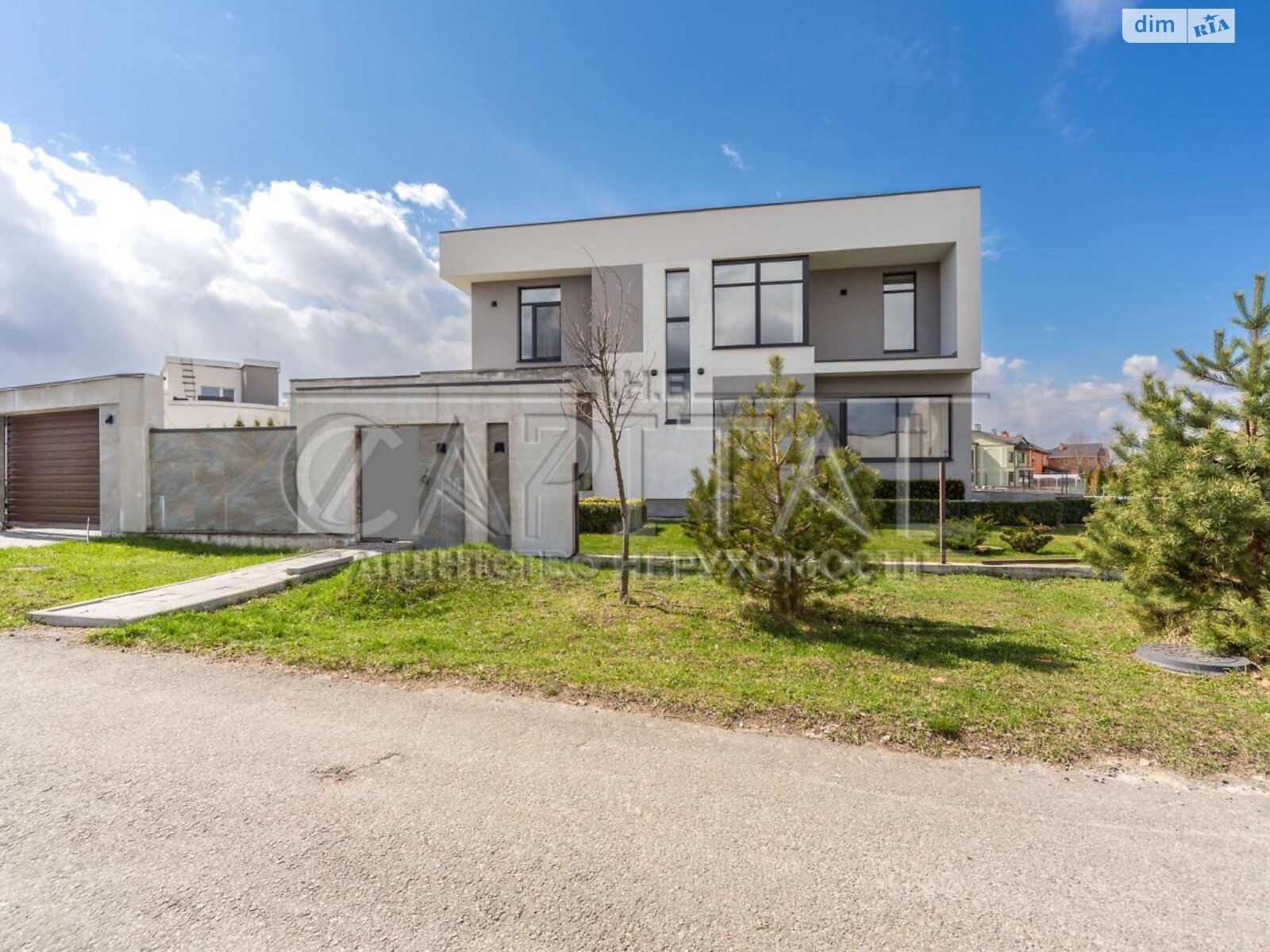 двоповерховий будинок з балконом, 260 кв. м, цегла. Продаж у Березівці фото 1 двоповерховий будинок з балконом, 260 кв. м, цегла. Продаж у Березівці фото 1