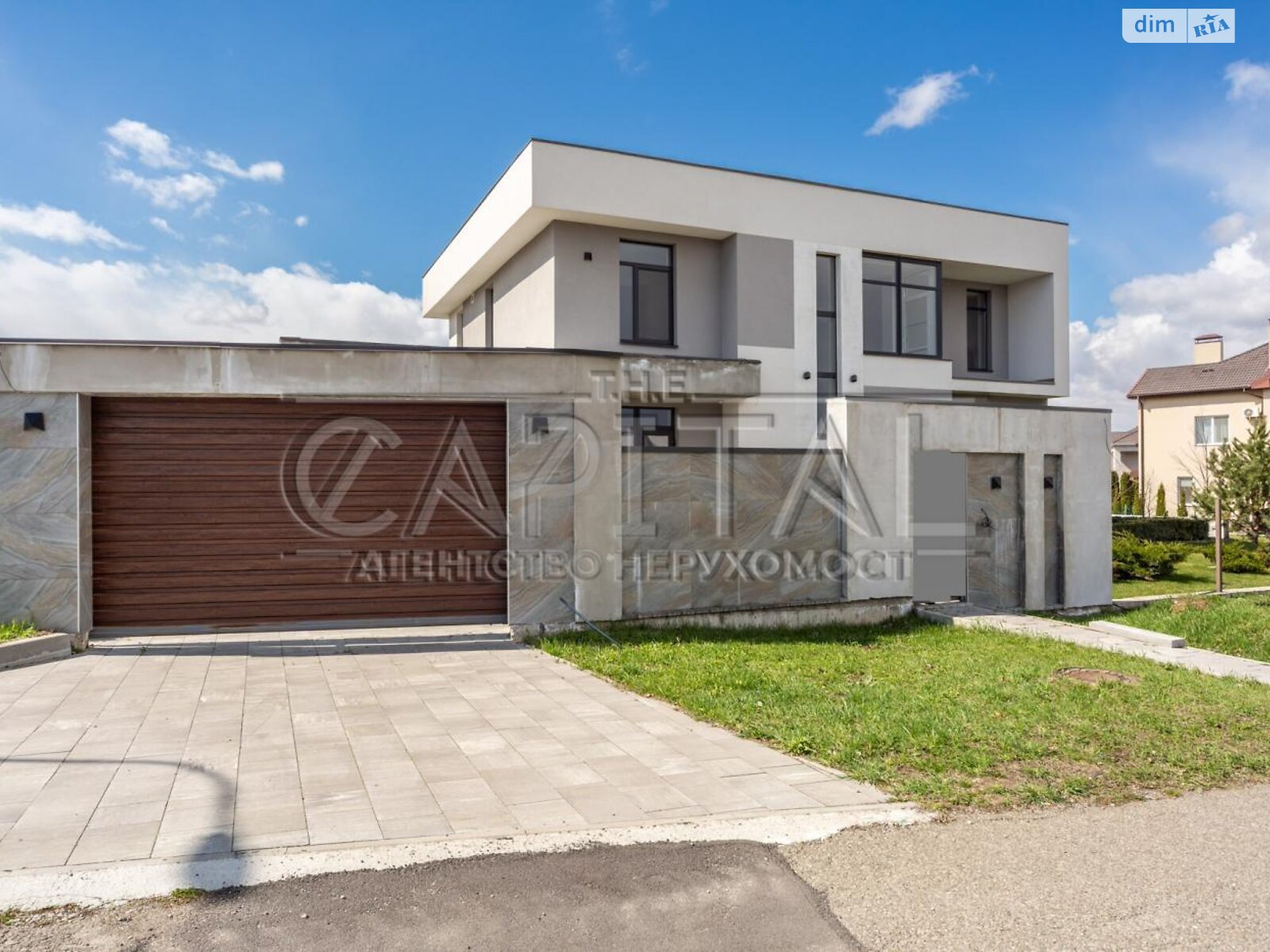 двоповерховий будинок з балконом, 260 кв. м, цегла. Продаж у Березівці фото 1 двоповерховий будинок з балконом, 260 кв. м, цегла. Продаж у Березівці фото 1