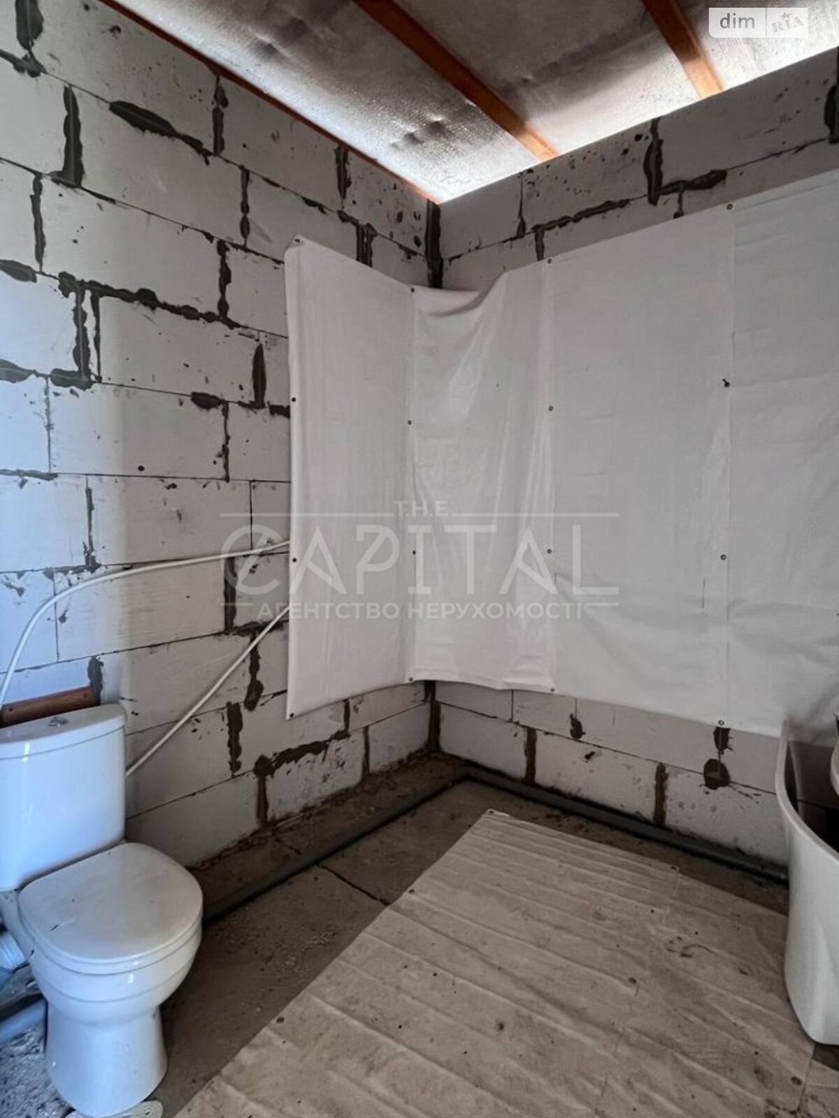 двоповерховий будинок з гаражем, 243.3 кв. м, цегла. Продаж у Бишеві фото 1 двоповерховий будинок з гаражем, 243.3 кв. м, цегла. Продаж у Бишеві фото 1