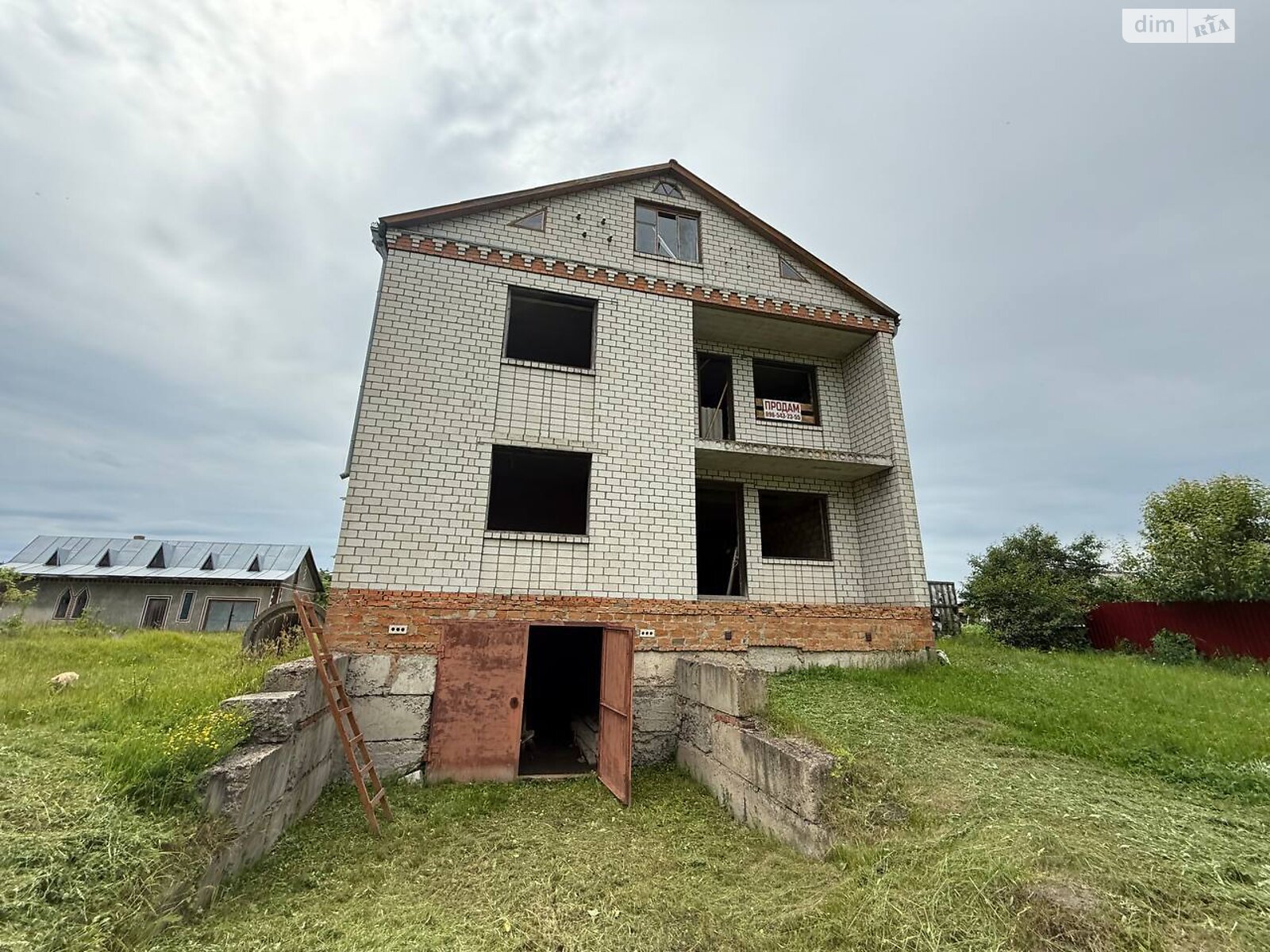 двоповерховий будинок з гаражем, 306.2 кв. м, ракушняк. Продаж у Бистриці фото 1 двоповерховий будинок з гаражем, 306.2 кв. м, ракушняк. Продаж у Бистриці фото 1