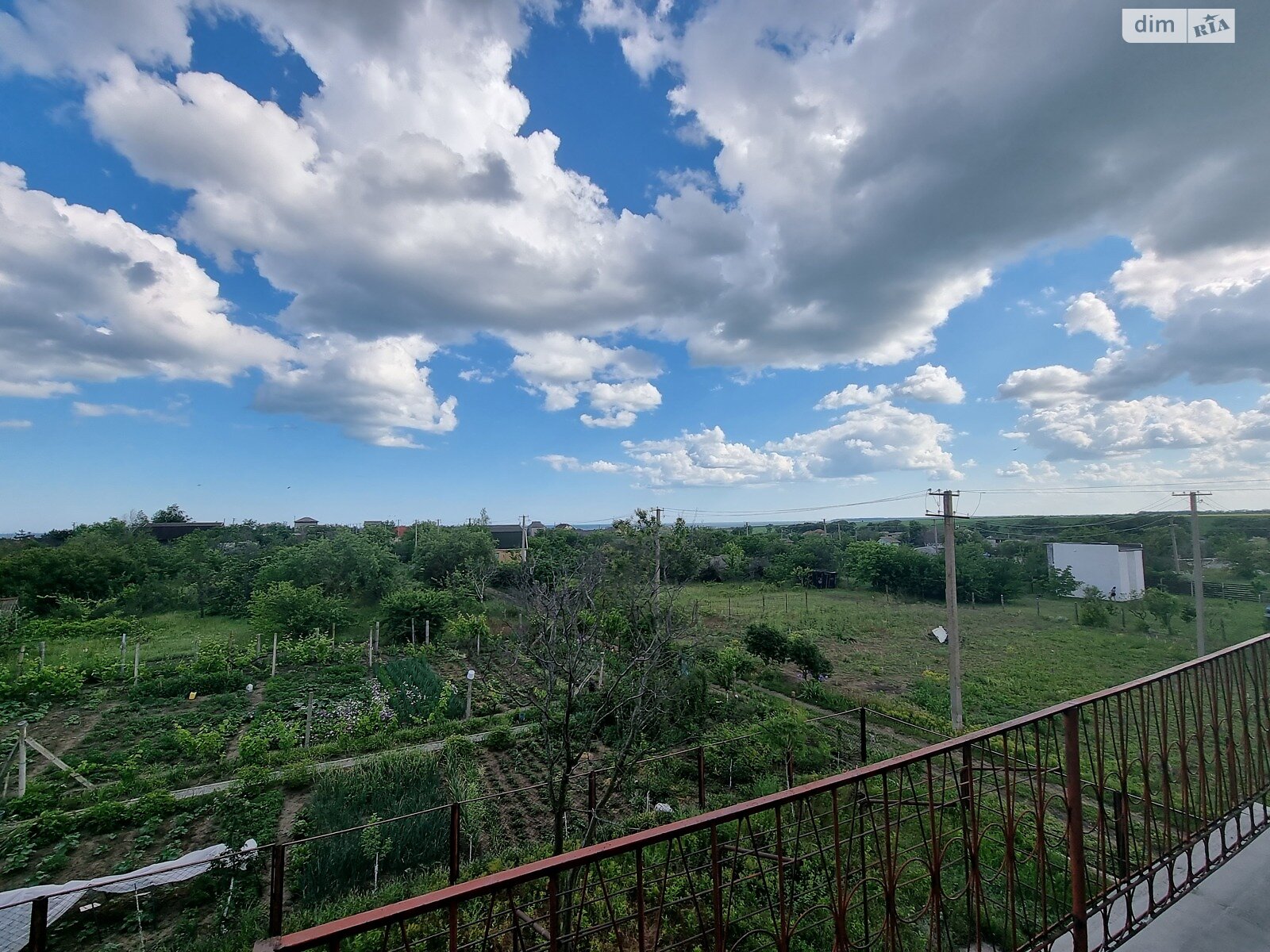 триповерховий будинок з гаражем, 180 кв. м, цегла. Продаж у Чабанським фото 1 триповерховий будинок з гаражем, 180 кв. м, цегла. Продаж у Чабанським фото 1