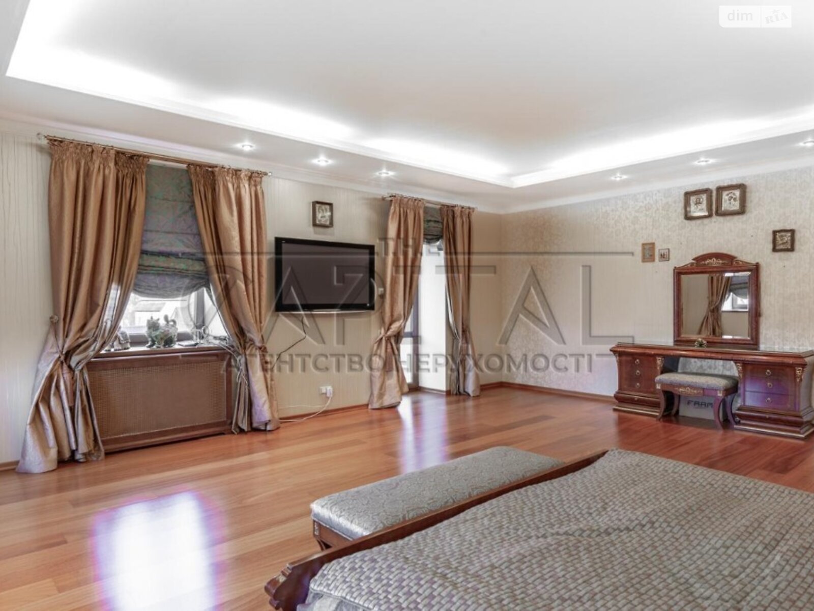 двоповерховий будинок, 850.6 кв. м, цегла. Продаж у Чабанах фото 1 двоповерховий будинок, 850.6 кв. м, цегла. Продаж у Чабанах фото 1