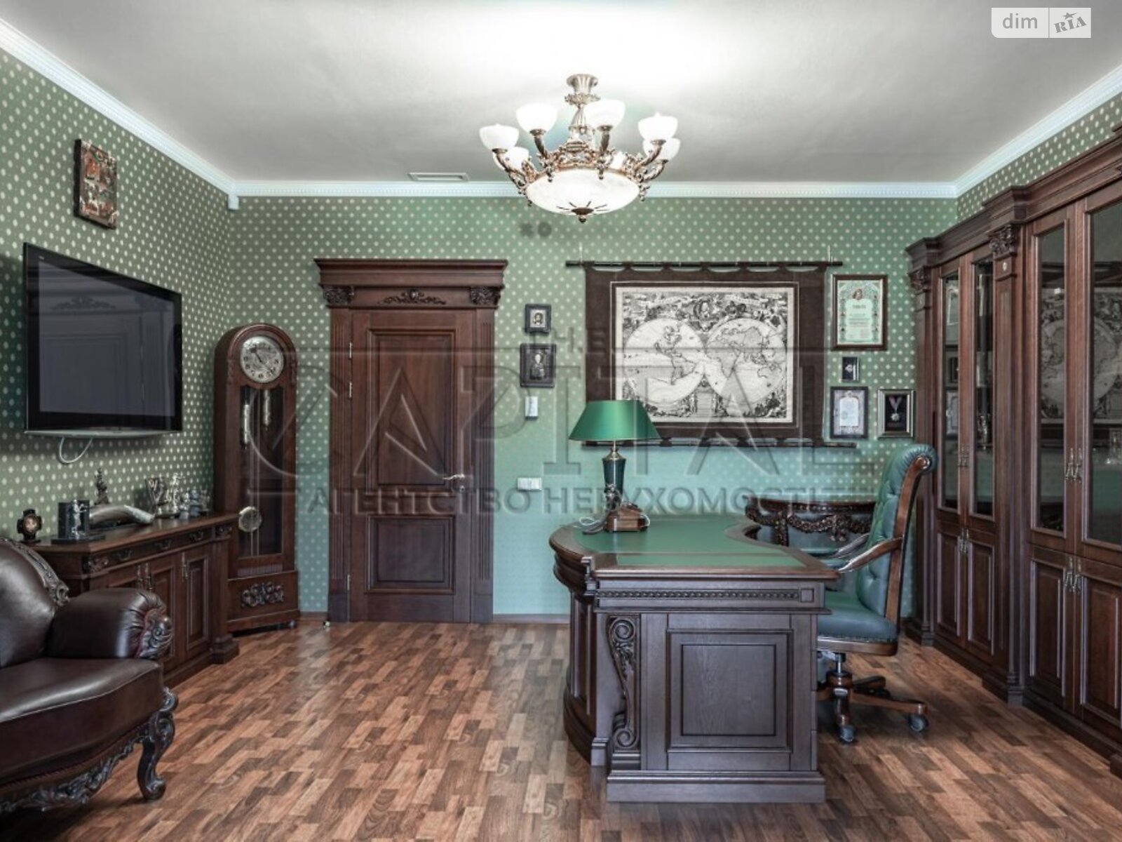 двоповерховий будинок, 850.6 кв. м, цегла. Продаж у Чабанах фото 1 двоповерховий будинок, 850.6 кв. м, цегла. Продаж у Чабанах фото 1