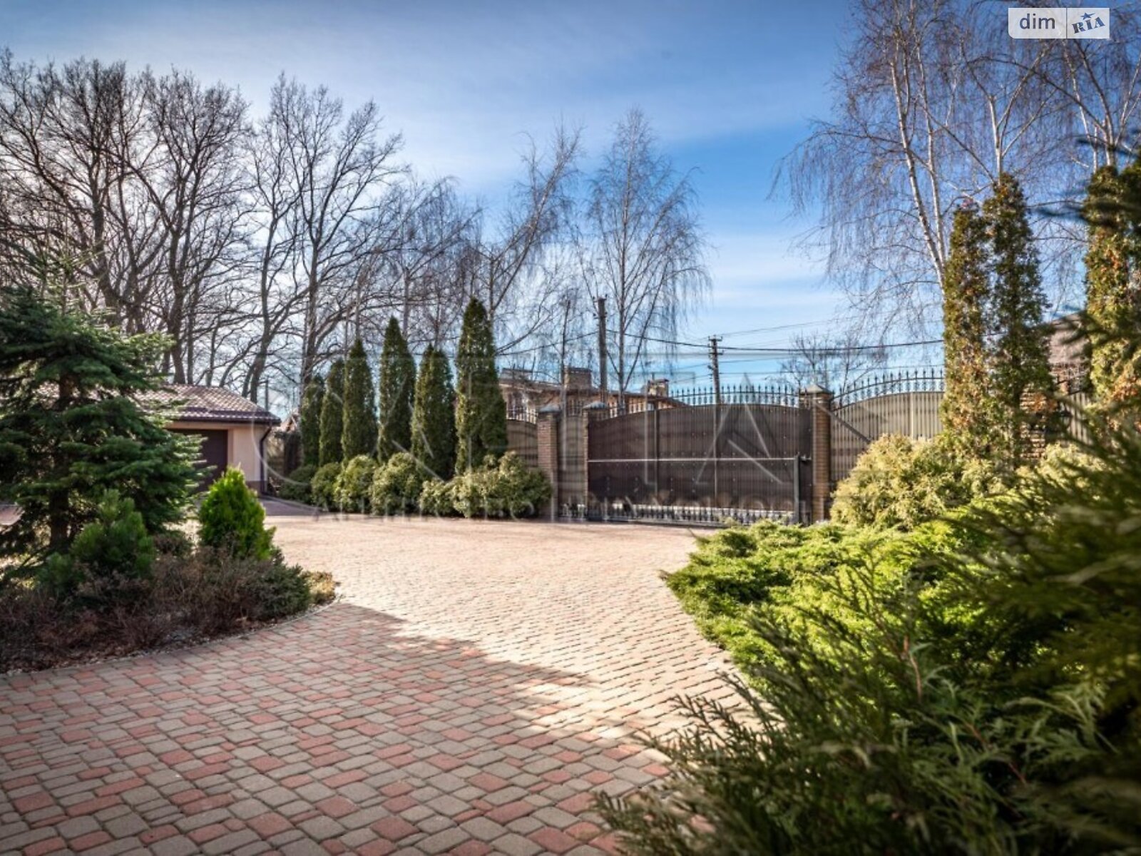 двоповерховий будинок, 850.6 кв. м, цегла. Продаж у Чабанах фото 1 двоповерховий будинок, 850.6 кв. м, цегла. Продаж у Чабанах фото 1