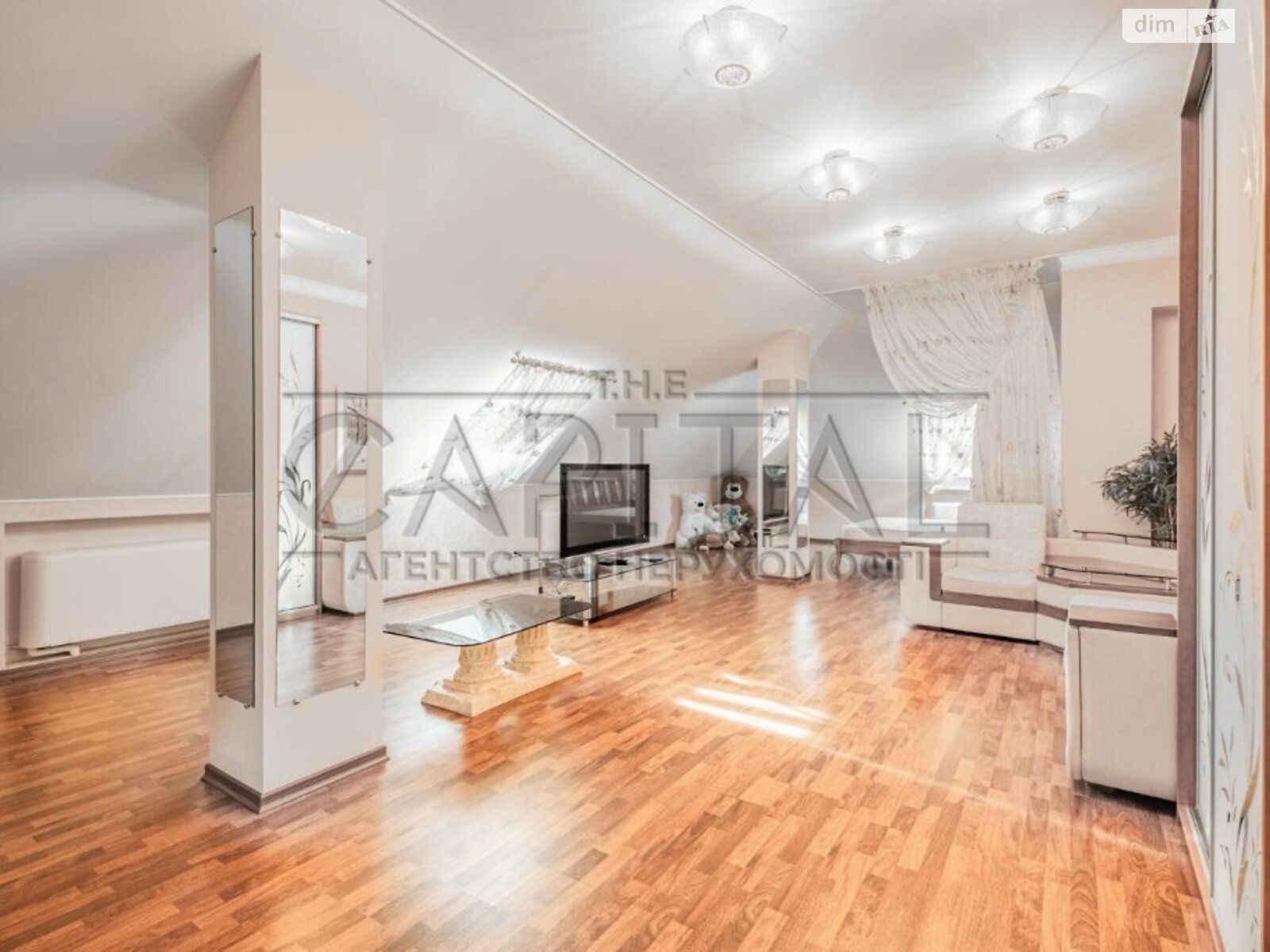 двоповерховий будинок, 850.6 кв. м, цегла. Продаж у Чабанах фото 1 двоповерховий будинок, 850.6 кв. м, цегла. Продаж у Чабанах фото 1