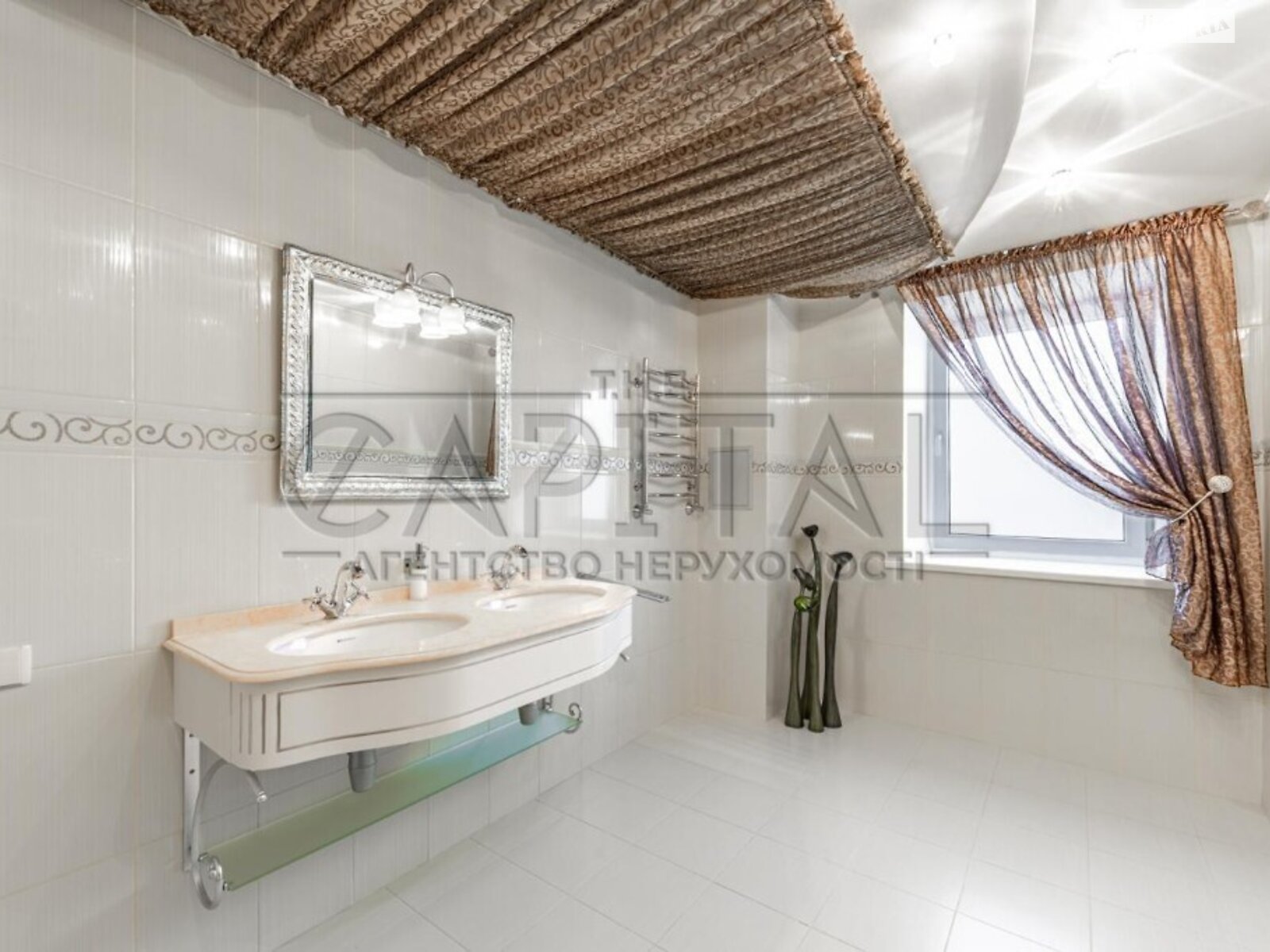 двоповерховий будинок, 850.6 кв. м, цегла. Продаж у Чабанах фото 1 двоповерховий будинок, 850.6 кв. м, цегла. Продаж у Чабанах фото 1