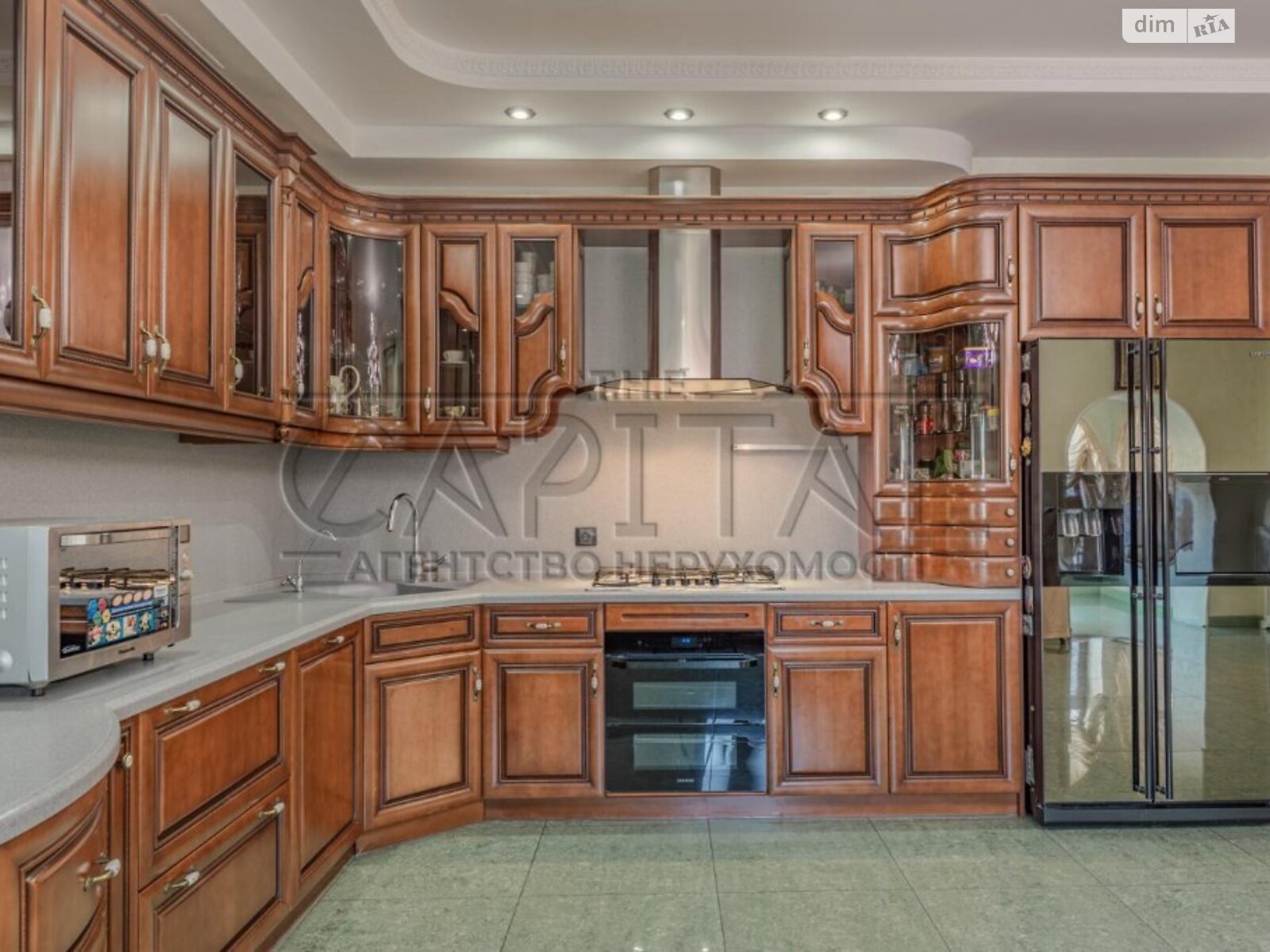 двоповерховий будинок, 850.6 кв. м, цегла. Продаж у Чабанах фото 1 двоповерховий будинок, 850.6 кв. м, цегла. Продаж у Чабанах фото 1