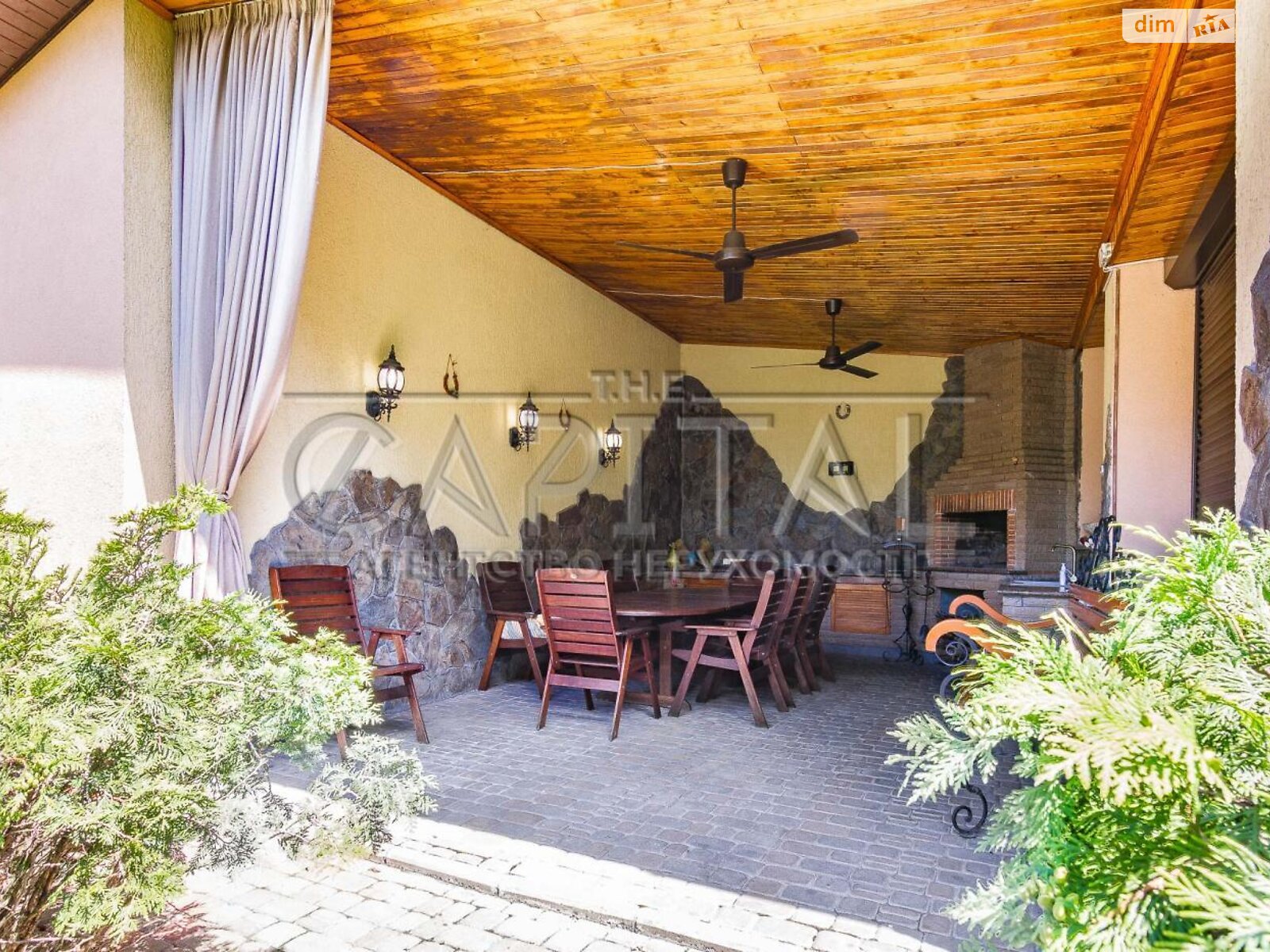 трехэтажный дом с верандой, 850.6 кв. м, кирпич. Продажа в Чабанах фото 1 трехэтажный дом с верандой, 850.6 кв. м, кирпич. Продажа в Чабанах фото 1