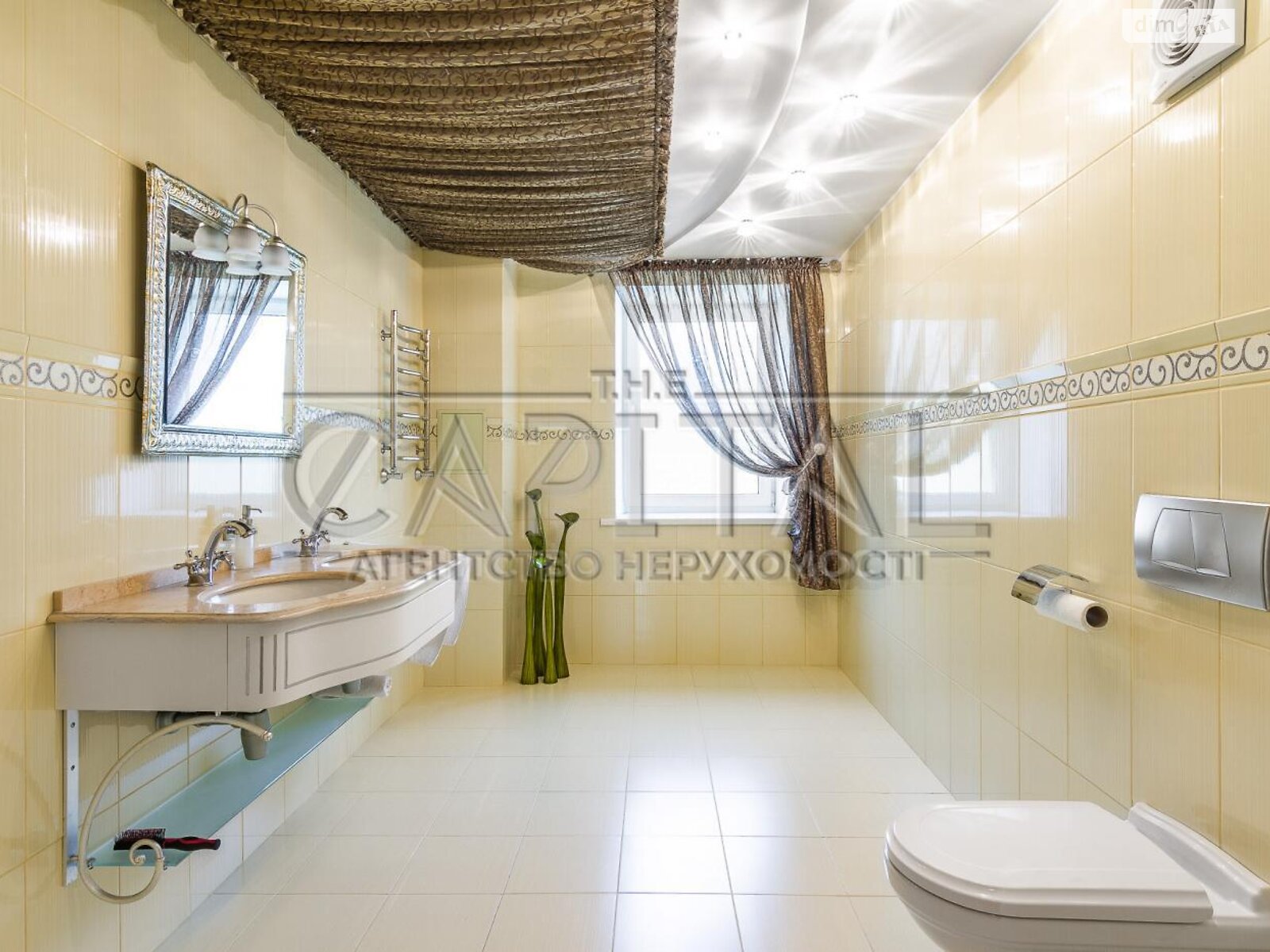 трехэтажный дом с верандой, 850.6 кв. м, кирпич. Продажа в Чабанах фото 1 трехэтажный дом с верандой, 850.6 кв. м, кирпич. Продажа в Чабанах фото 1
