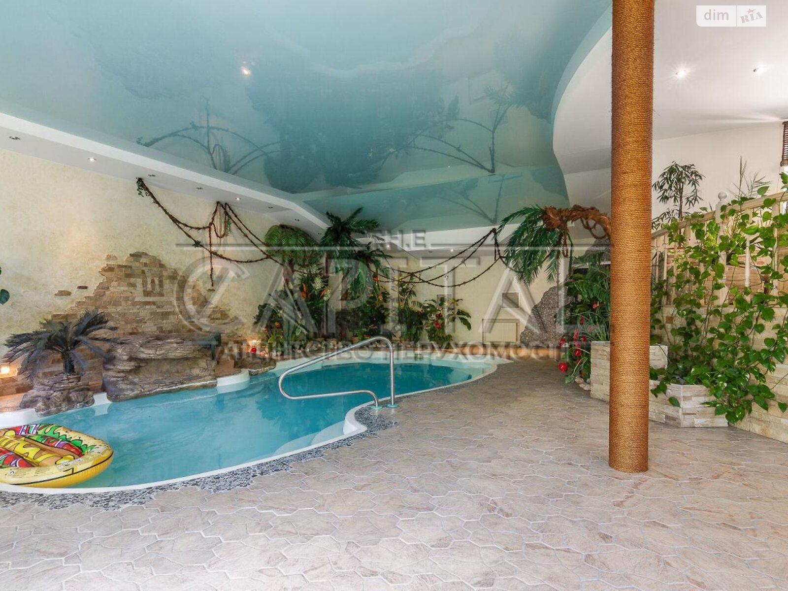 трехэтажный дом с верандой, 850.6 кв. м, кирпич. Продажа в Чабанах фото 1 трехэтажный дом с верандой, 850.6 кв. м, кирпич. Продажа в Чабанах фото 1