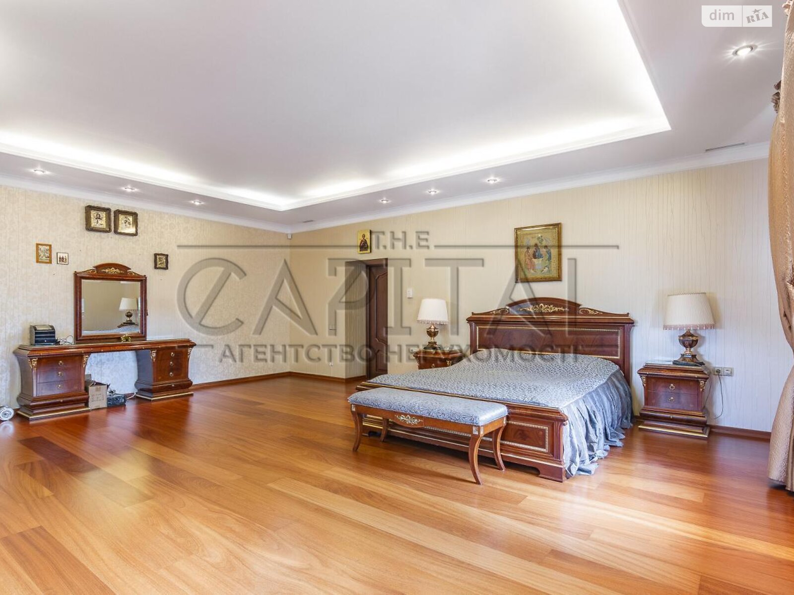 чотириповерховий будинок бесідка, 850.6 кв. м, цегла. Продаж у Чабанах фото 1 чотириповерховий будинок бесідка, 850.6 кв. м, цегла. Продаж у Чабанах фото 1