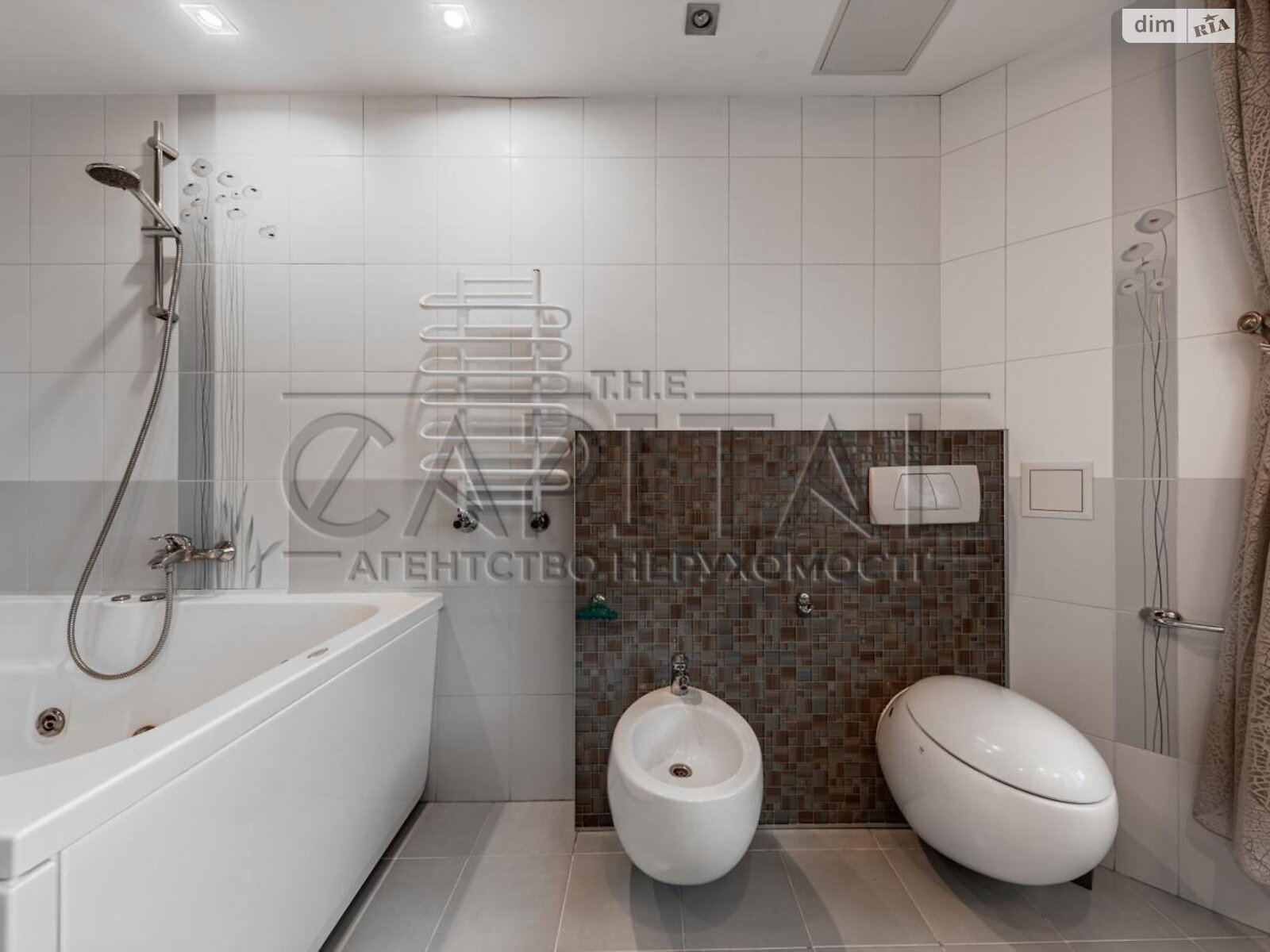 чотириповерховий будинок бесідка, 850.6 кв. м, цегла. Продаж у Чабанах фото 1 чотириповерховий будинок бесідка, 850.6 кв. м, цегла. Продаж у Чабанах фото 1