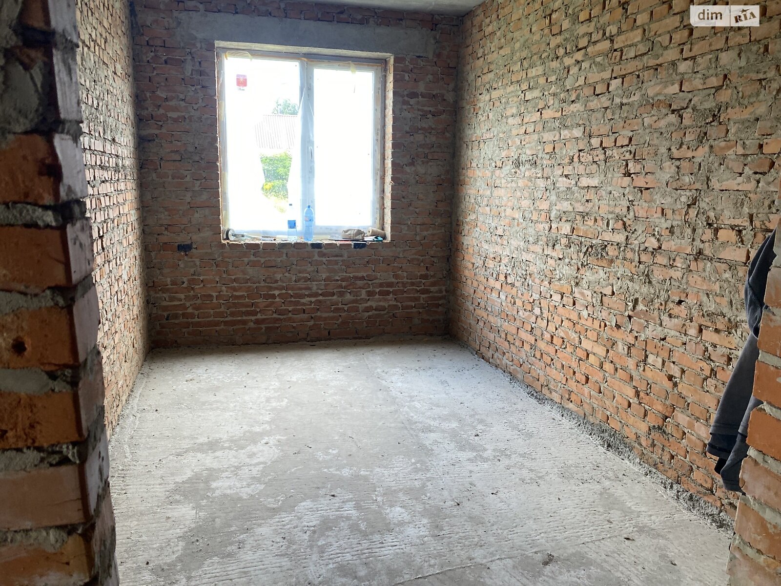 двухэтажный дом с гаражом, 270 кв. м, кирпич. Продажа в Чабанах фото 1 двухэтажный дом с гаражом, 270 кв. м, кирпич. Продажа в Чабанах фото 1