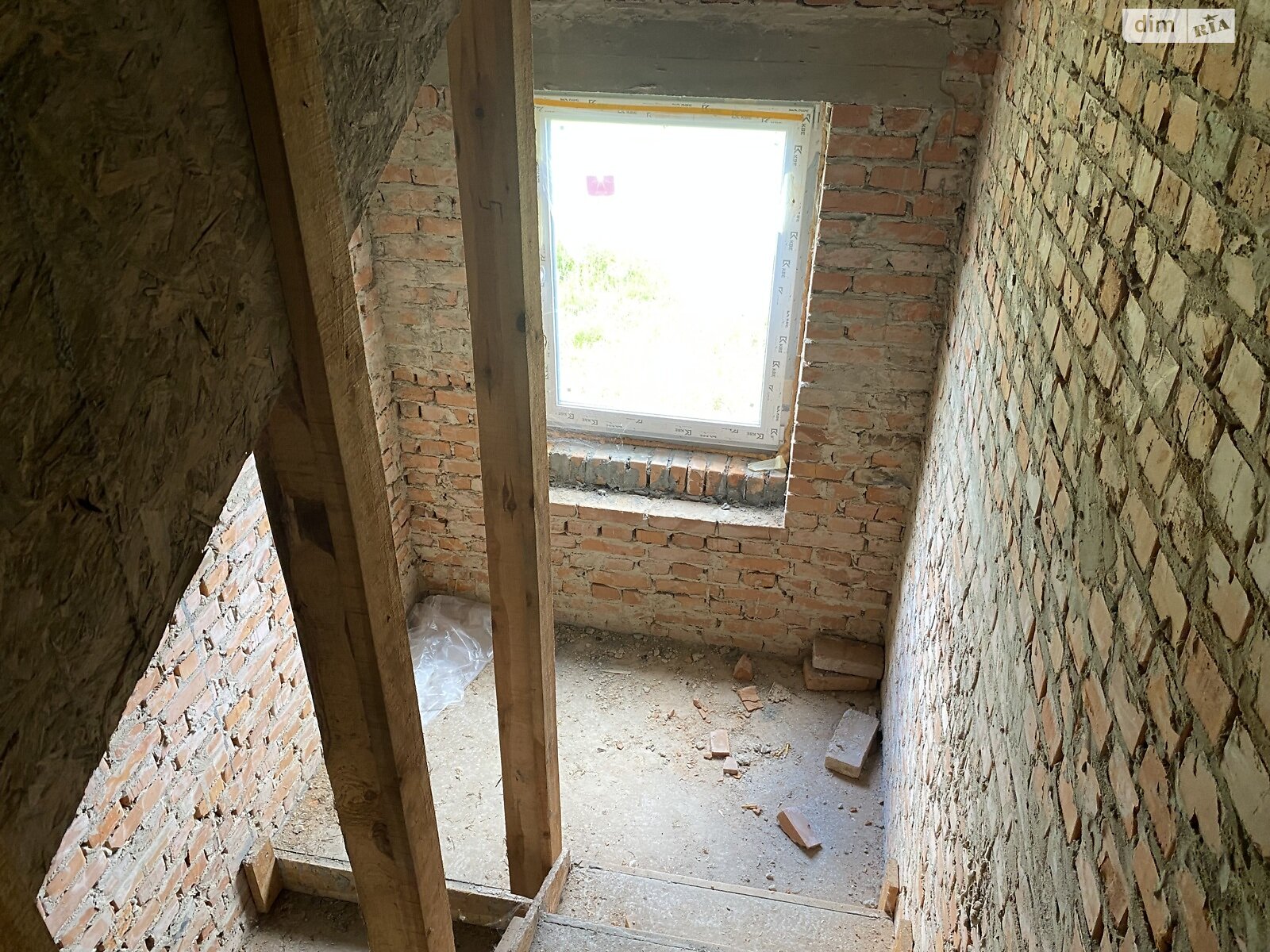 двухэтажный дом с гаражом, 270 кв. м, кирпич. Продажа в Чабанах фото 1 двухэтажный дом с гаражом, 270 кв. м, кирпич. Продажа в Чабанах фото 1
