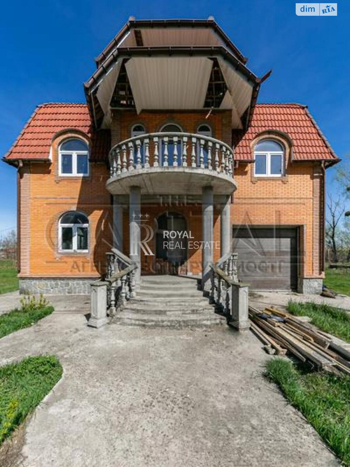 двухэтажный дом с мансардой, 286 кв. м, кирпич. Продажа в Чабанах фото 1 двухэтажный дом с мансардой, 286 кв. м, кирпич. Продажа в Чабанах фото 1