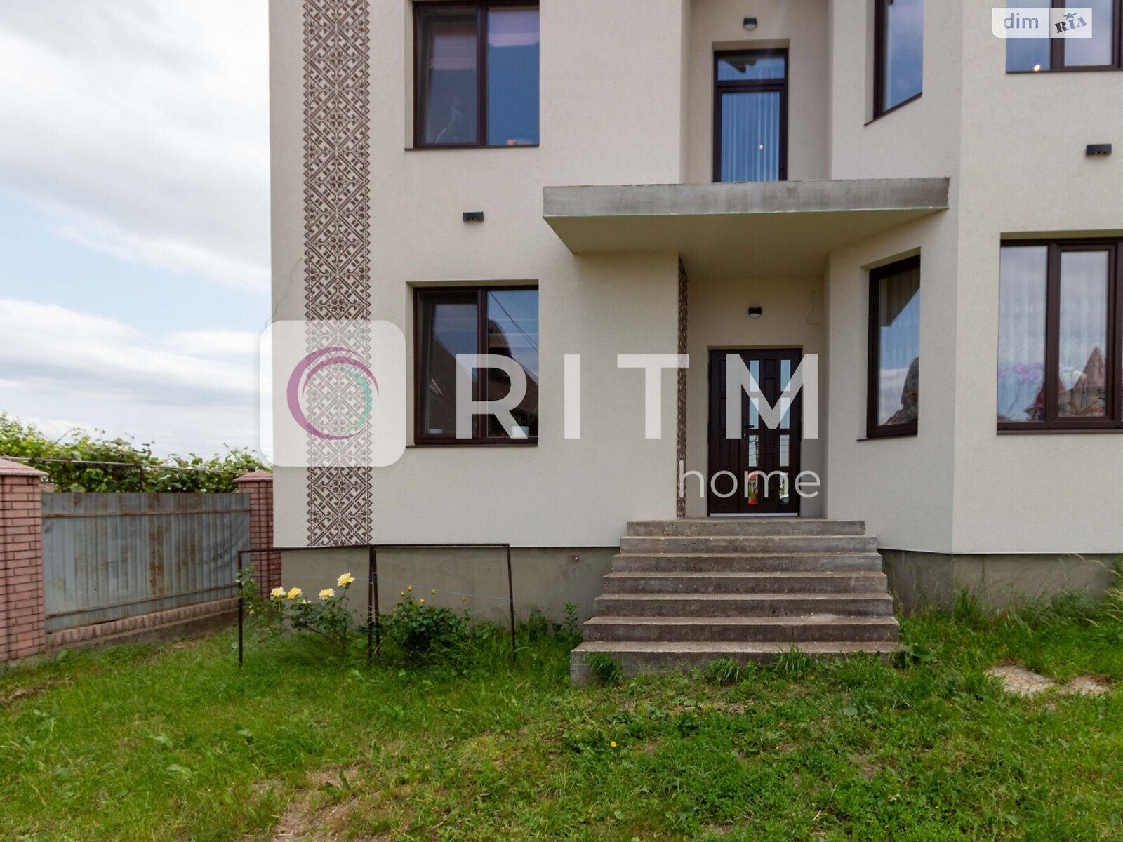 двухэтажный дом с отоплением, 251.3 кв. м, кирпич. Продажа в Чагоре фото 1 двухэтажный дом с отоплением, 251.3 кв. м, кирпич. Продажа в Чагоре фото 1