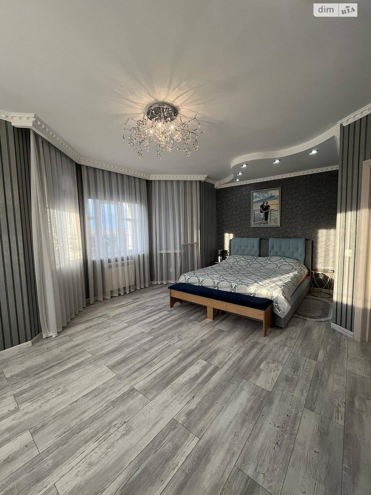 двоповерховий будинок з верандою, 250 кв. м, цегла. Продаж у Чагорі фото 1 двоповерховий будинок з верандою, 250 кв. м, цегла. Продаж у Чагорі фото 1