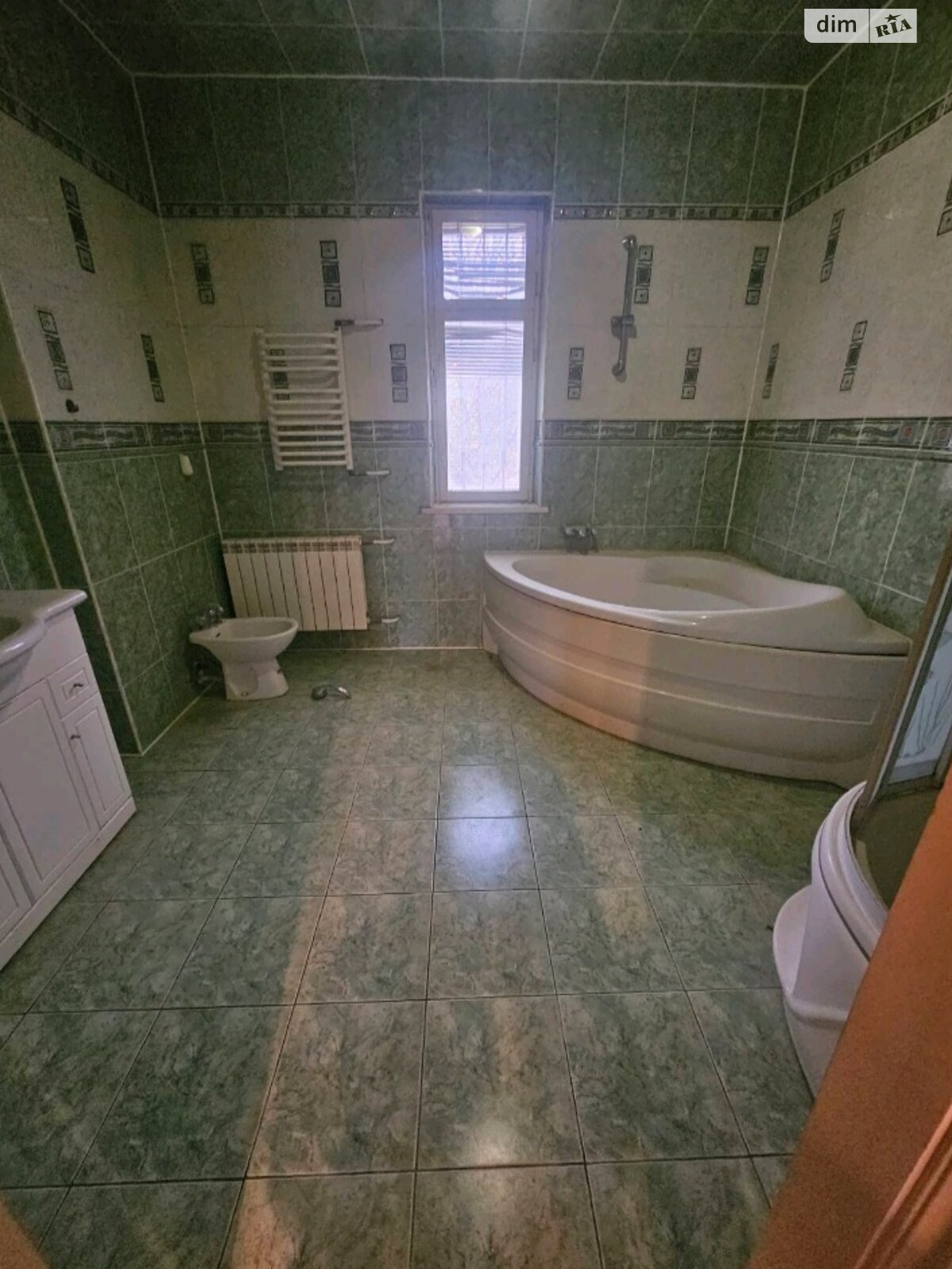 двухэтажный дом с отоплением, 220 кв. м, кирпич. Продажа в Чагоре фото 1 двухэтажный дом с отоплением, 220 кв. м, кирпич. Продажа в Чагоре фото 1