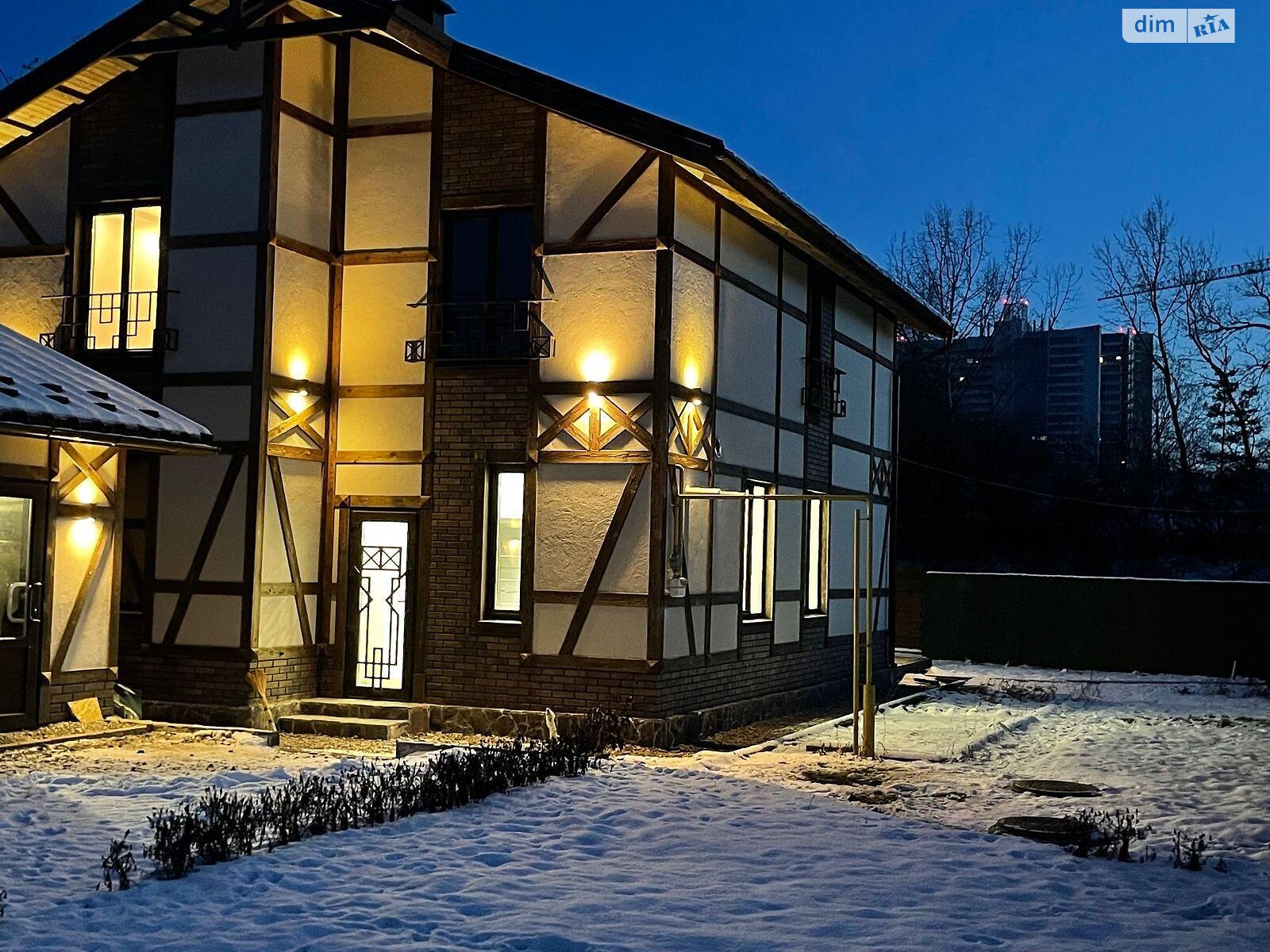 двухэтажный дом, 170 кв. м, монолитно-каркасный. Продажа в Чапаевке район Вита-Литовская фото 1