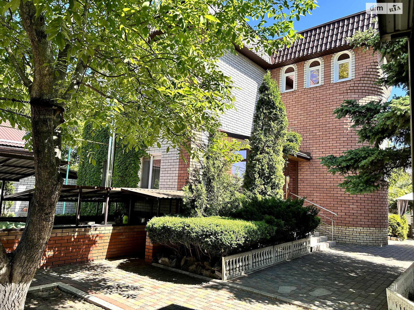 двухэтажный дом с верандой, 235 кв. м, кирпич. Продажа в Чаплино фото 1 двухэтажный дом с верандой, 235 кв. м, кирпич. Продажа в Чаплино фото 1